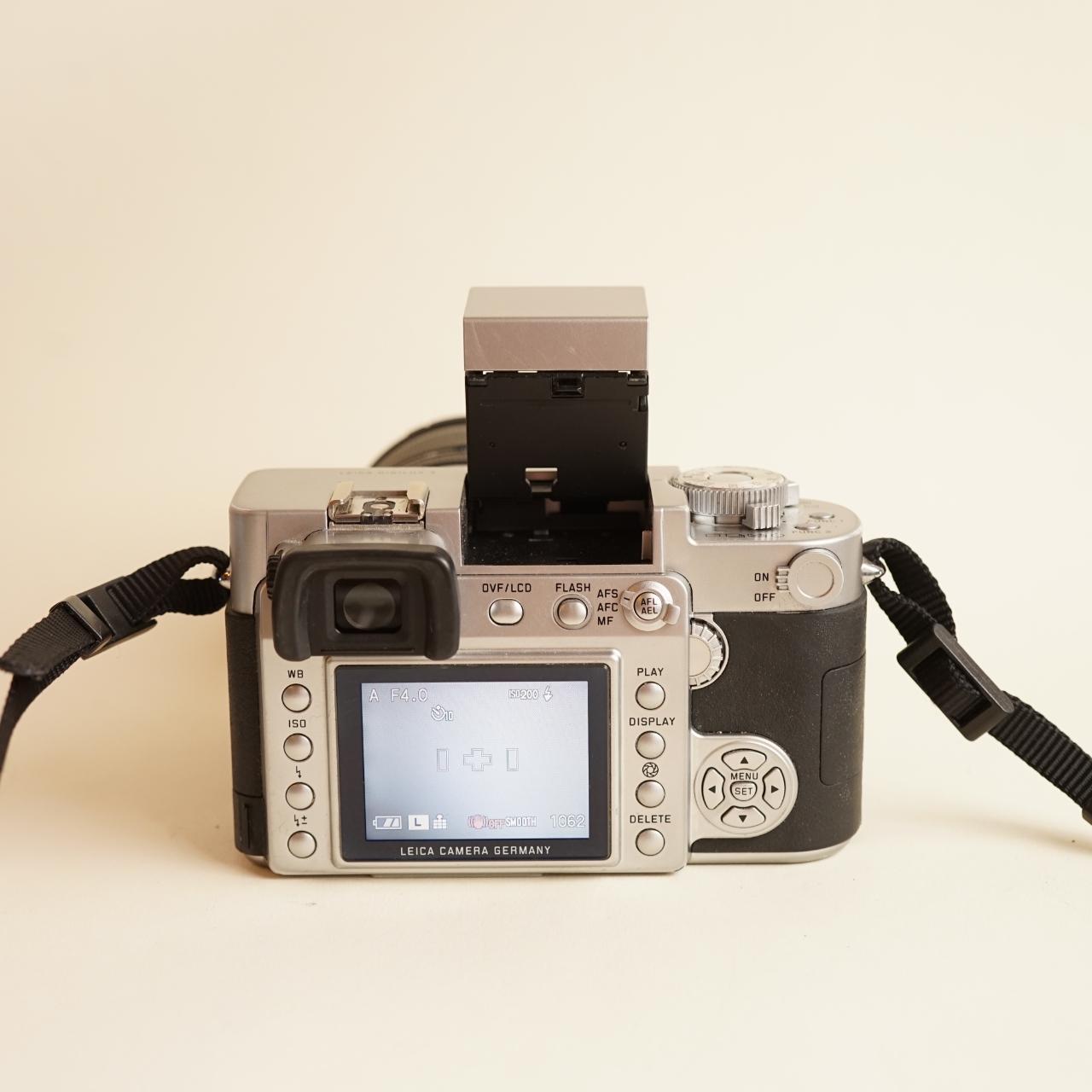 Leica Digilux 3 Digital Camera | 7.5MP | Tested & Working | Black & Silver
