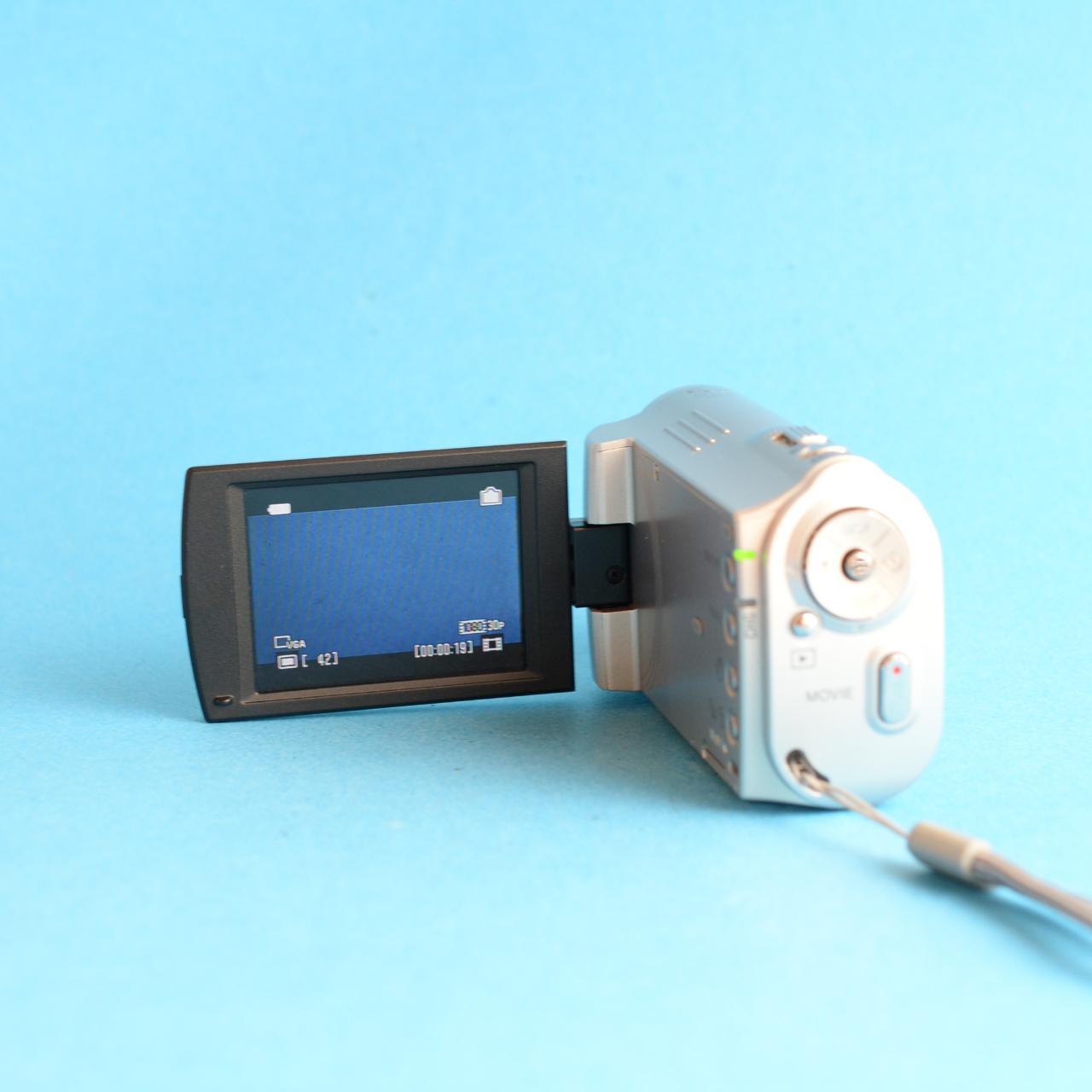 Sony Hanycam "Webbie" MHS-CM1 Digital Camcorder | 5MP | Tested & Working | Silver