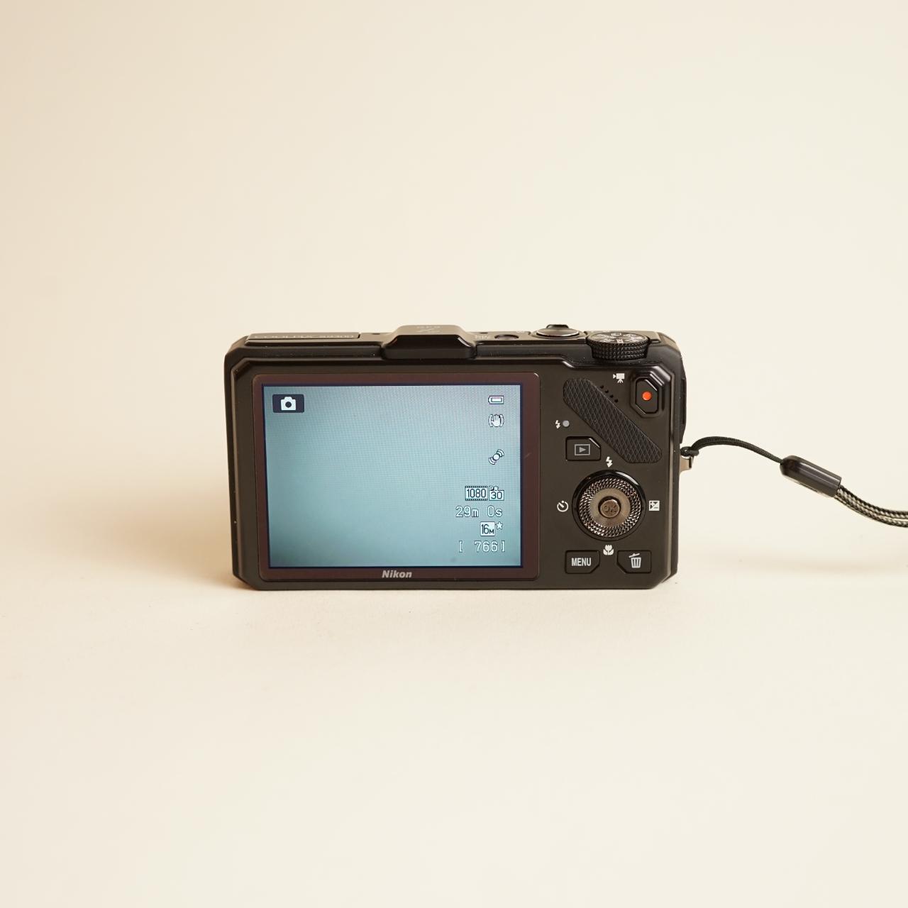 Nikon Coolpix S9300 Digital Camera | 16MP | Read Description | Black