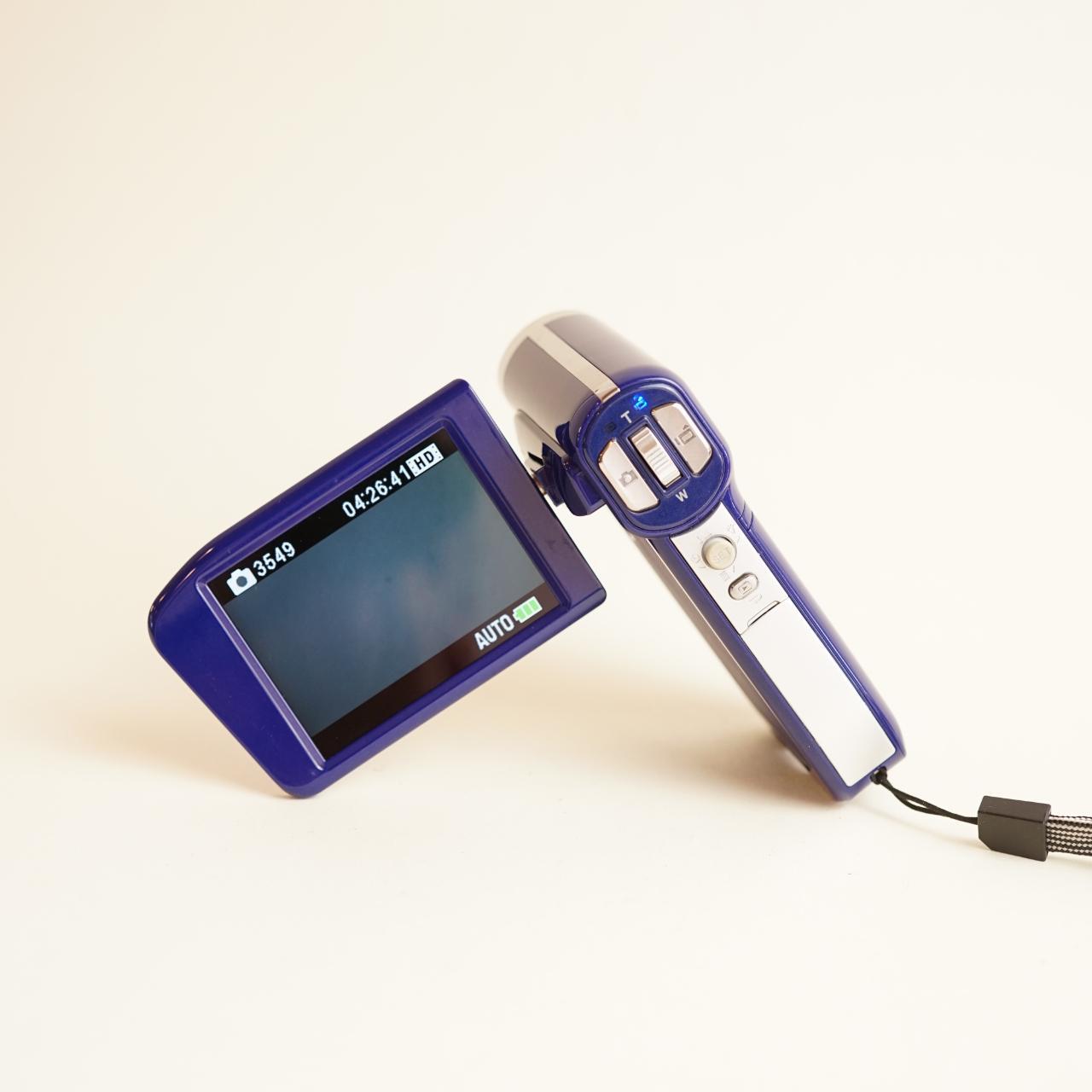 Insignia NS-DV720P Digital Camcorder | 5MP Stills | Tested & Working | Blue