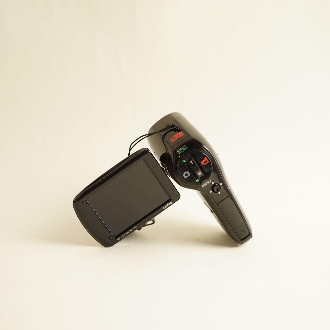 Sanyo Xacti VPC-CG9 Digital Camcorder | Tested & Working | Black