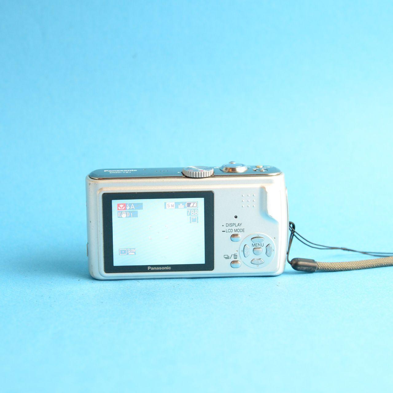 Panasonic Lumix DMC-TZ1 Digital Camera | 5.0MP | Tested & Working | Silver