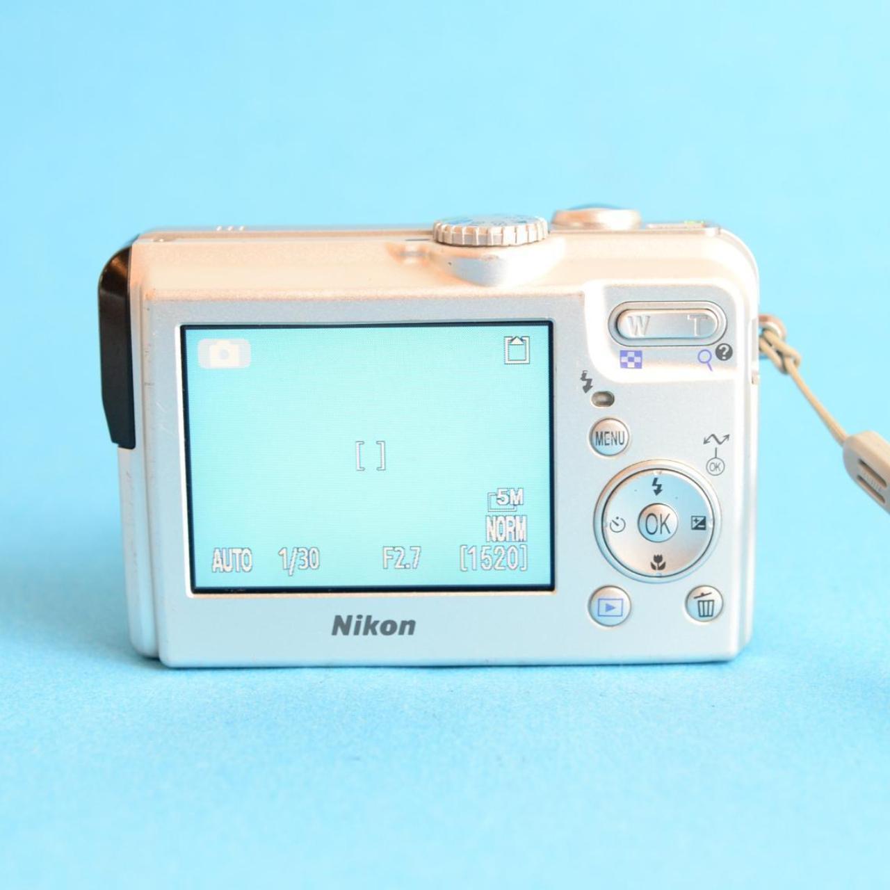 Nikon Coolpix P2 Digital Camera | 5.1MP | Tested & Working | Silver