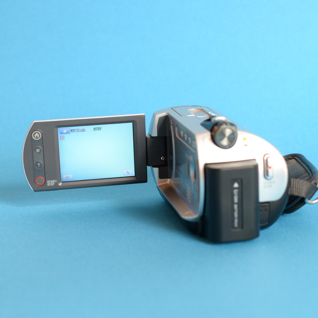 Sony Handycam DCR-S42 Camcorder | Tested & Working | Silver