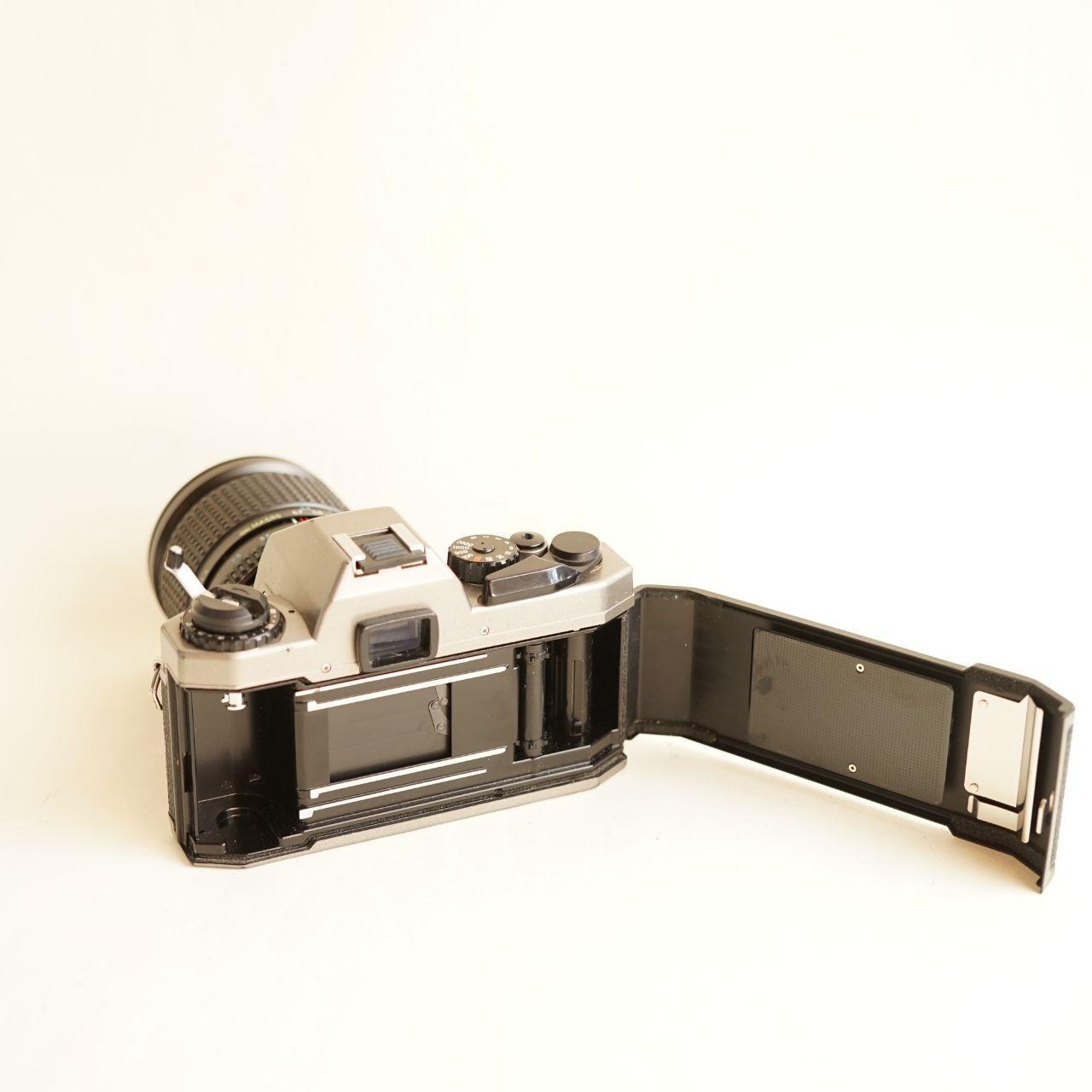 Chinon CM-7 Film Camera | 35mm SLR | Tested & Working | Silver & Black