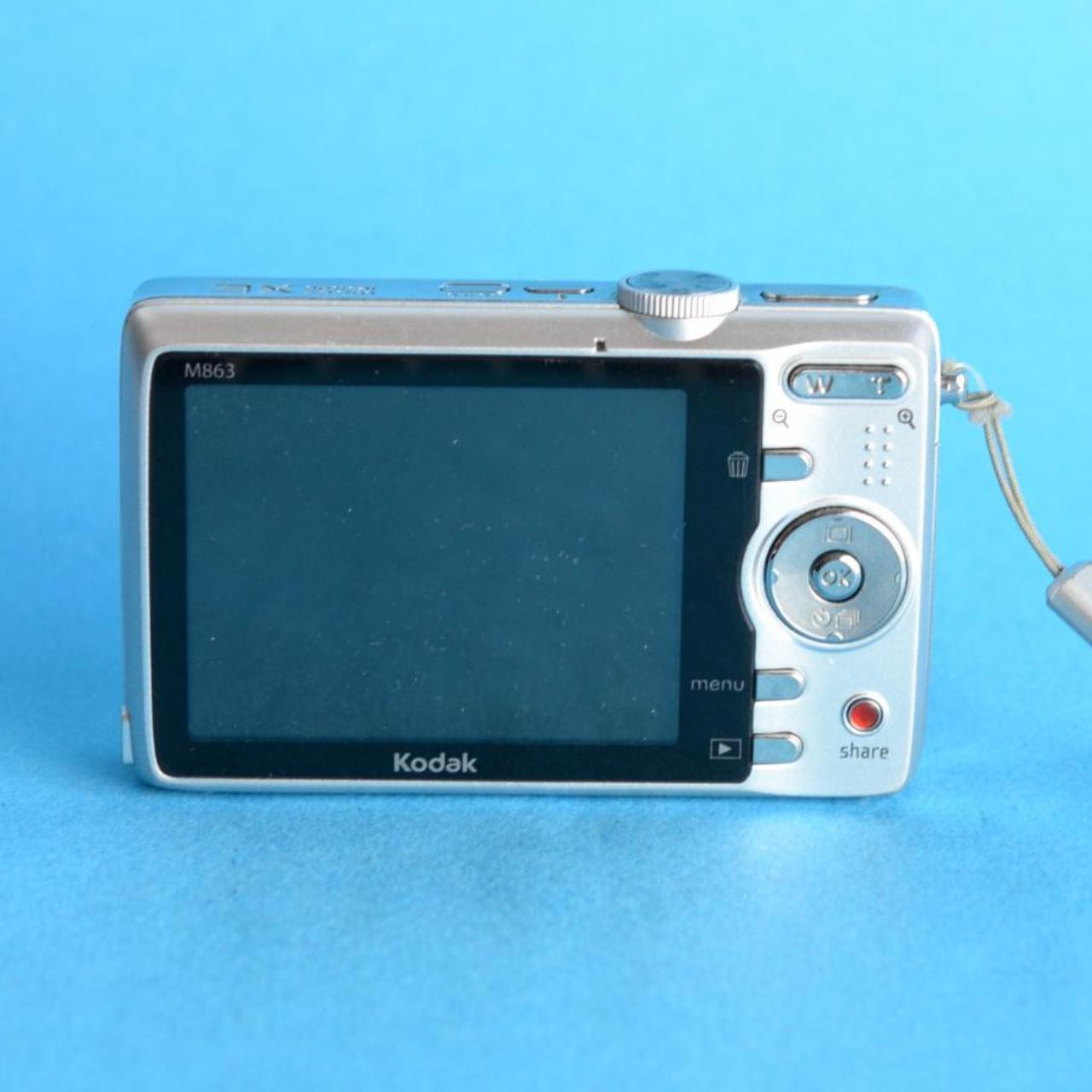 Kodak EasyShare M863 | 8.2MP Digital Camera | Tested & Working | Silver