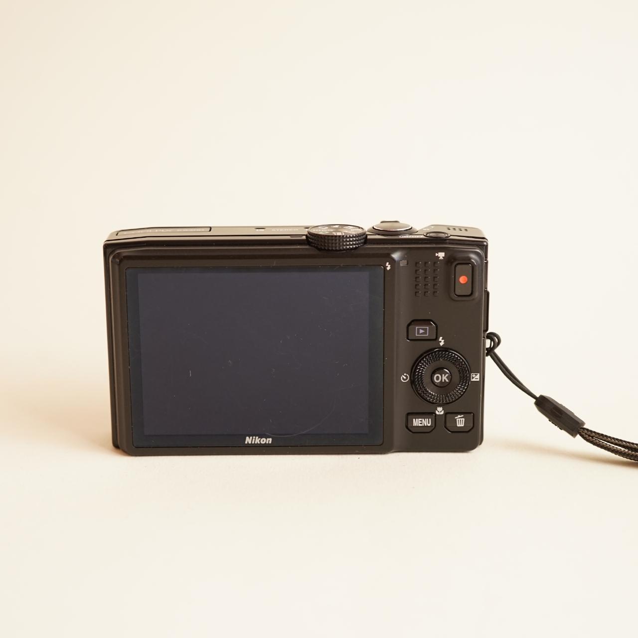 Nikon Coolpix S8200 Digital Camera | 16.1MP | Tested & Working | Black