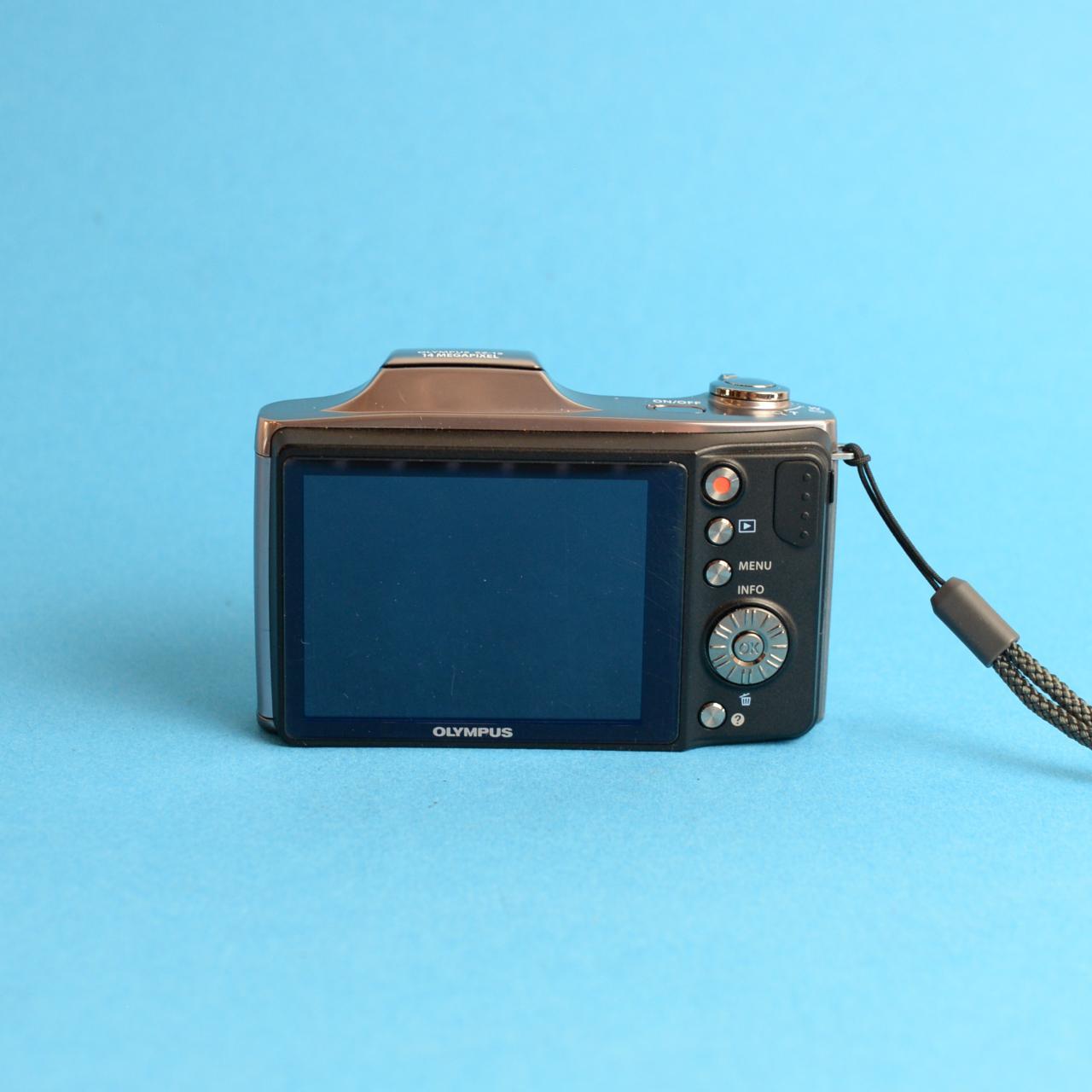 Olympus SZ-12 Digital Camera | 14MP | Tested & Working | Silver