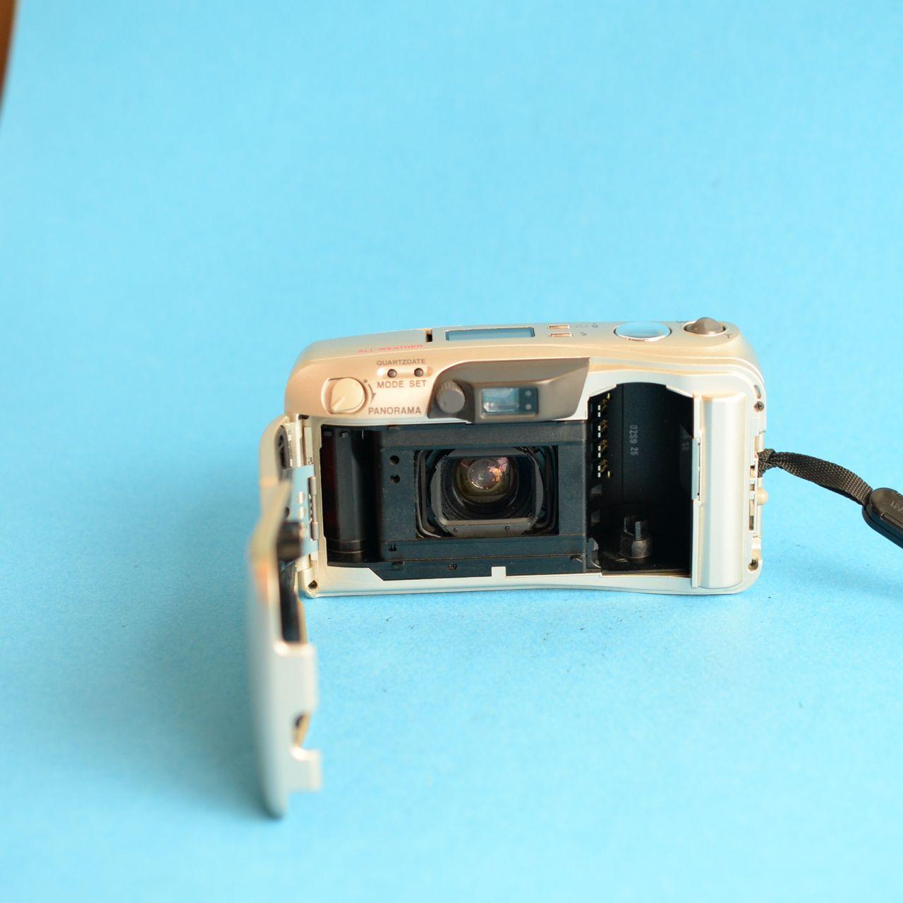 Olympus Infinity Stylus Zoom 140 DLX Film Camera | 35mm Point & Shoot | Tested & Working | Gold