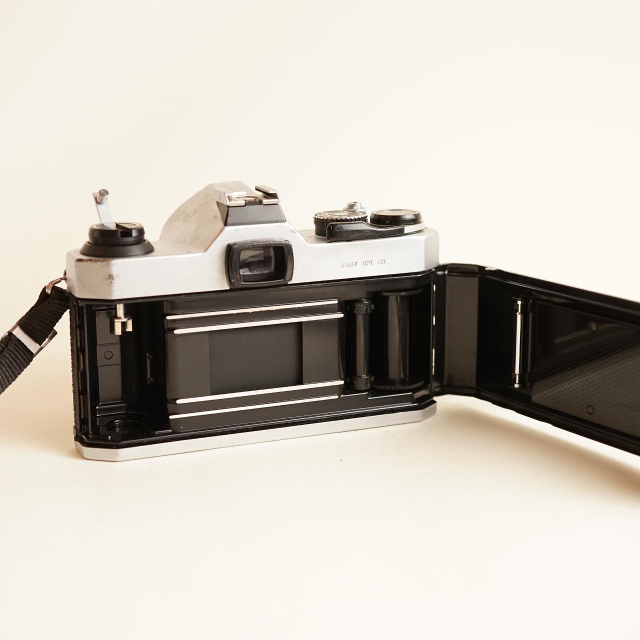 Pentax K1000 35mm SLR Film Camera | Tested & Working | Silver & Black