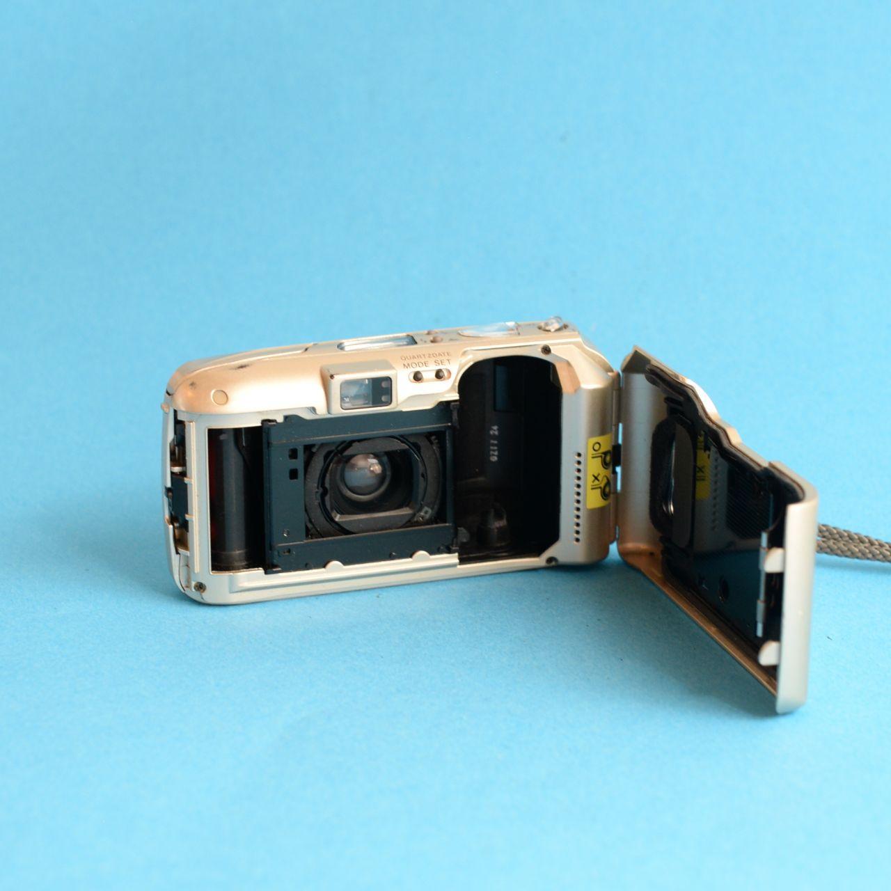 Olympus Infinity Stylus Epic Zoom 80 Film Camera | 35mm Point & Shoot | Tested & Working | Cream