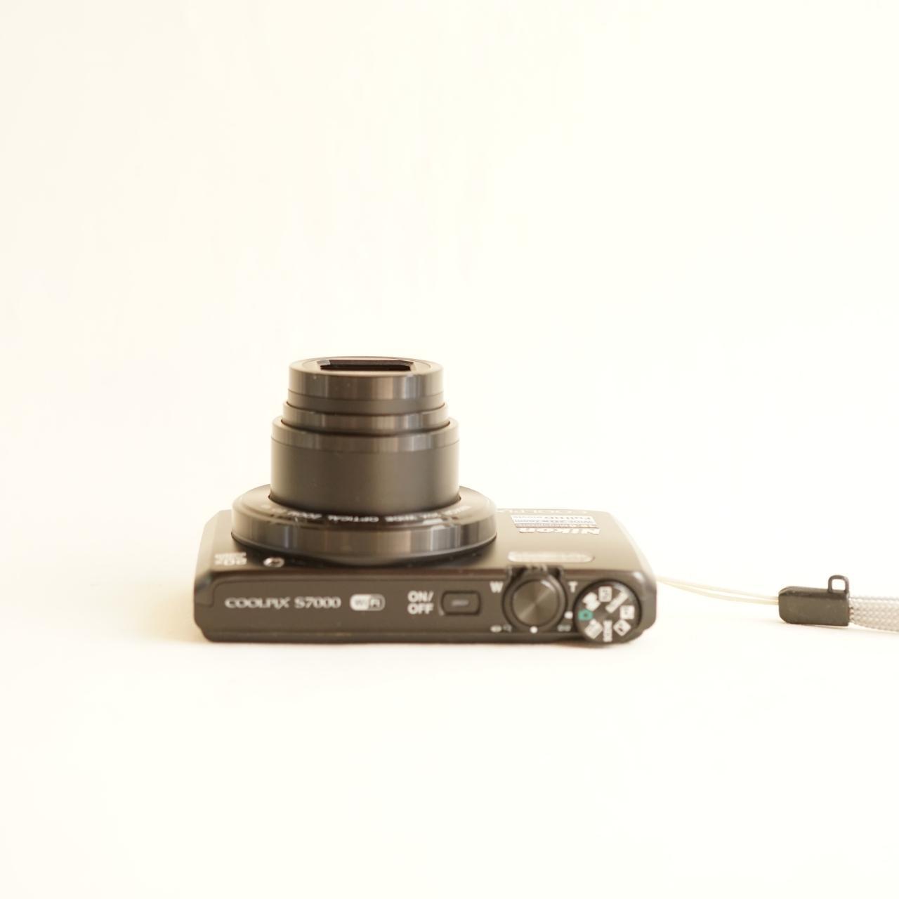 Nikon Coolpix S7000 Digital Camera | 16.0MP | Tested & Working | Black