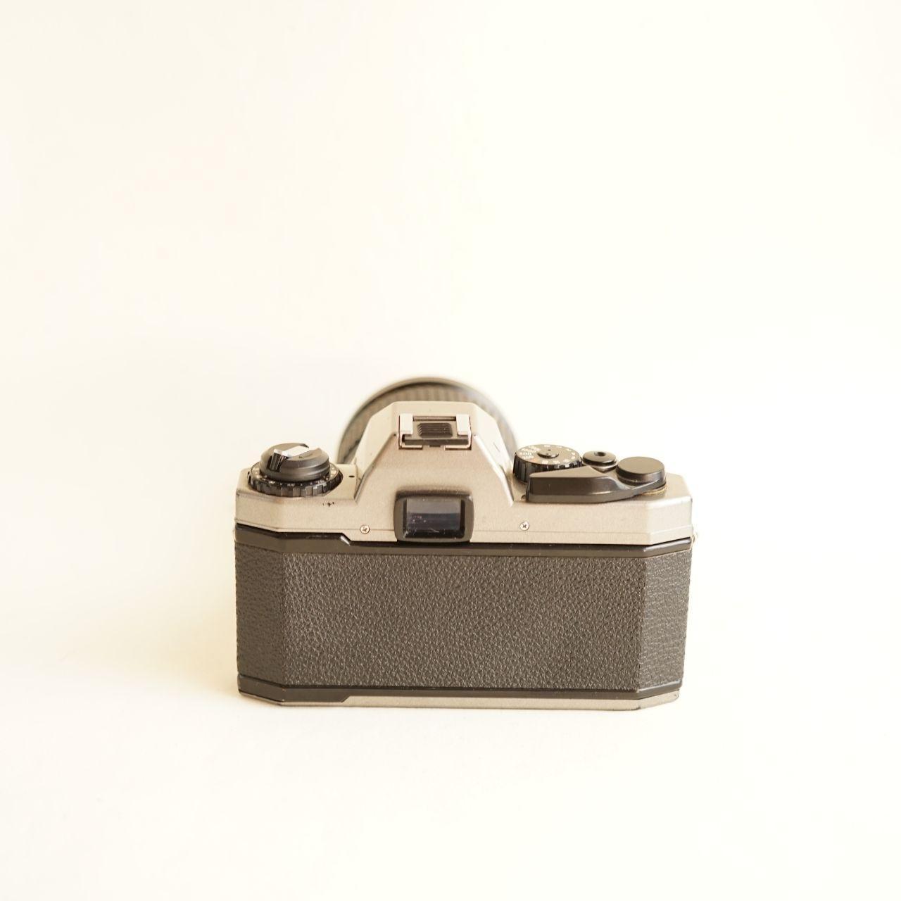 Chinon CM-7 Film Camera | 35mm SLR | Tested & Working | Silver & Black