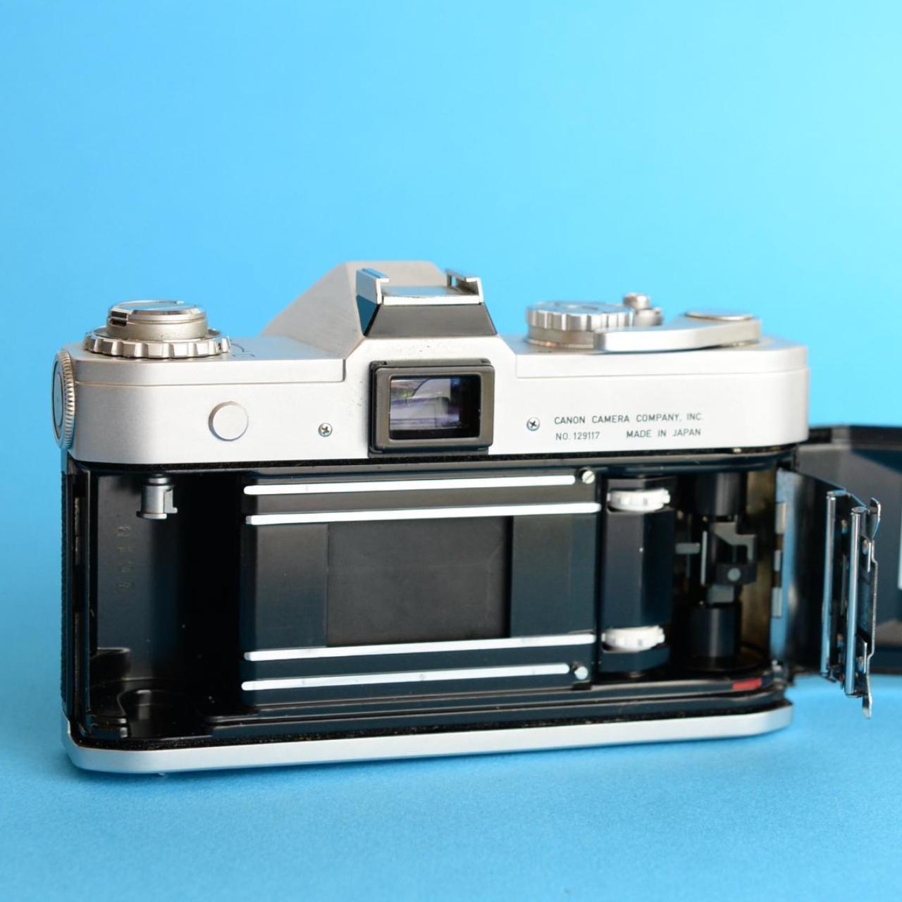 Canon Pellix | 35mm SLR Film Camera | Silver