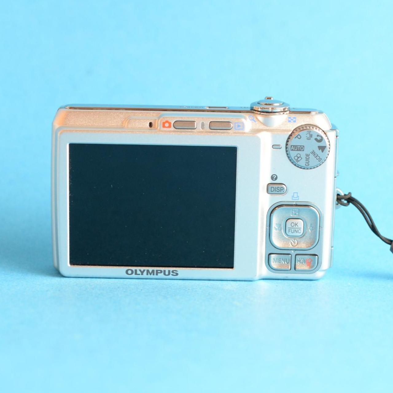 Olympus FE-340 Digital Camera | 8.0MP | Tested & Working | Silver