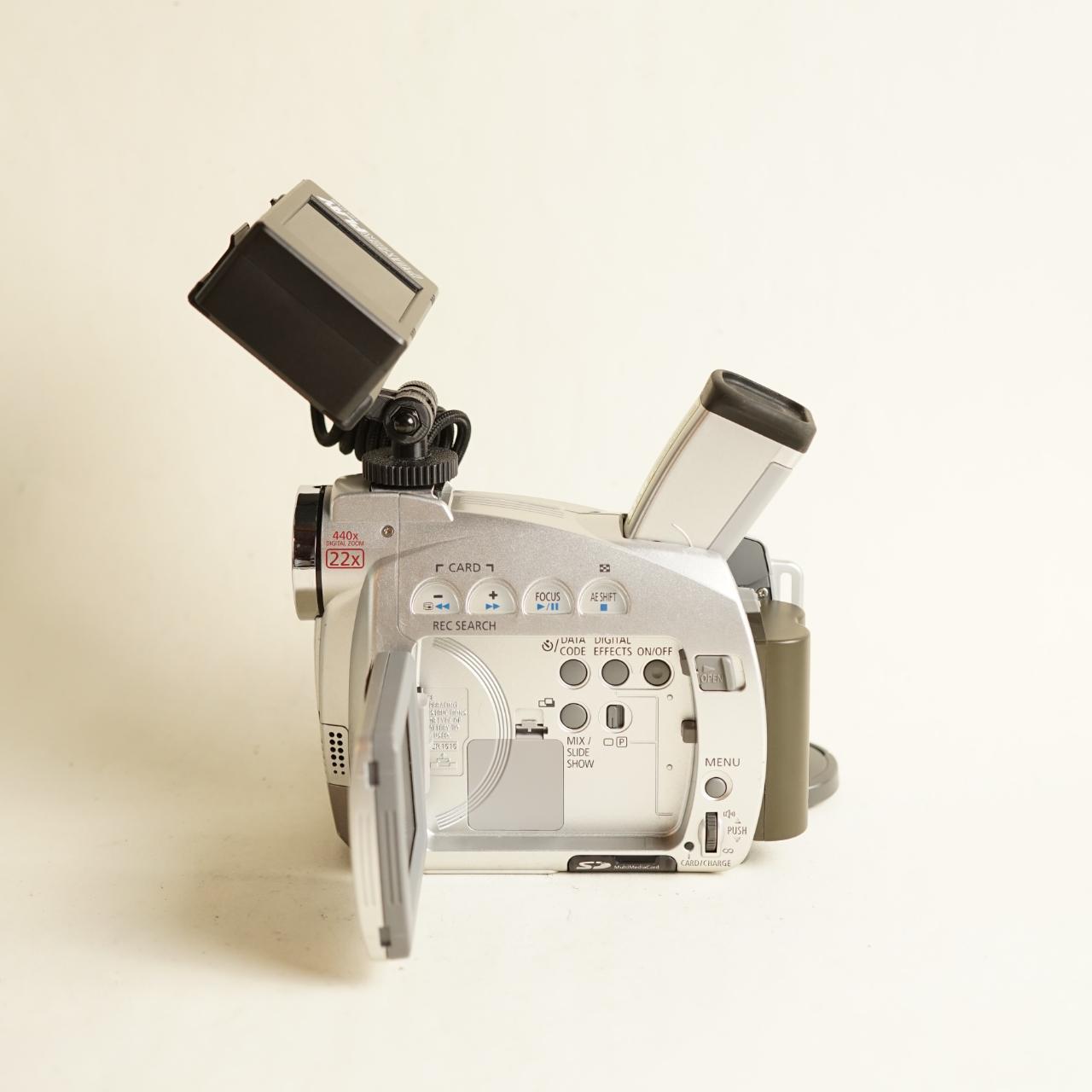 Canon ZR70 Digital Camcorder with Tapeless Setup | Tested & Working | Silver