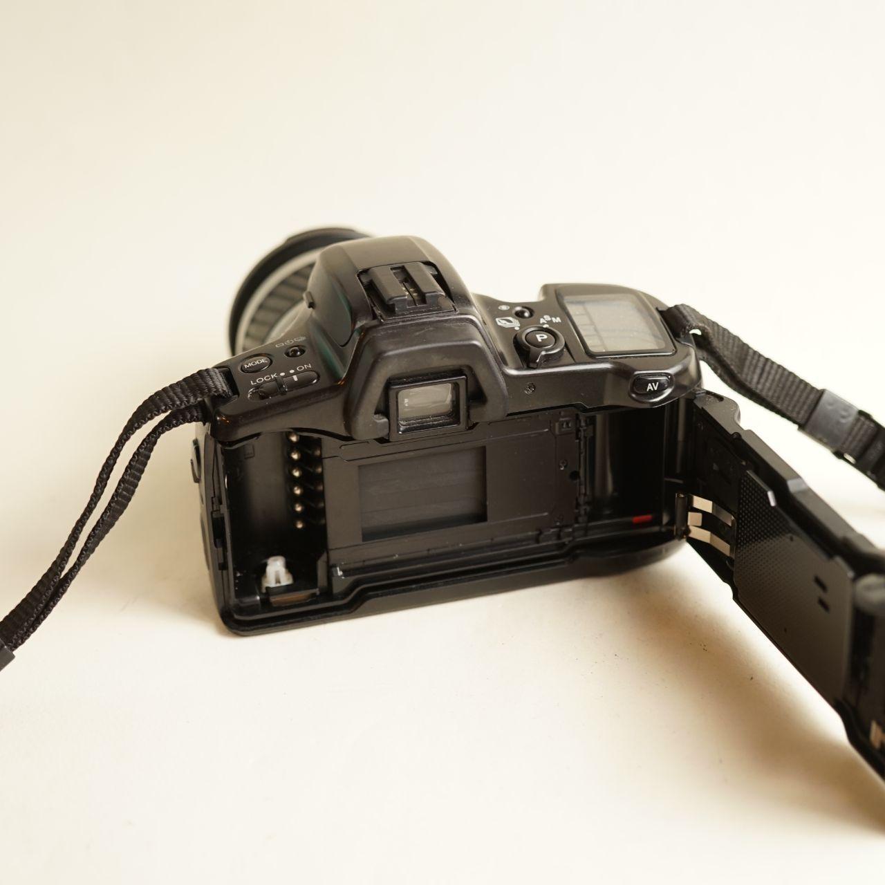 Minolta Maxxum 450si Film Camera | 35mm SLR | Tested & Working | Black