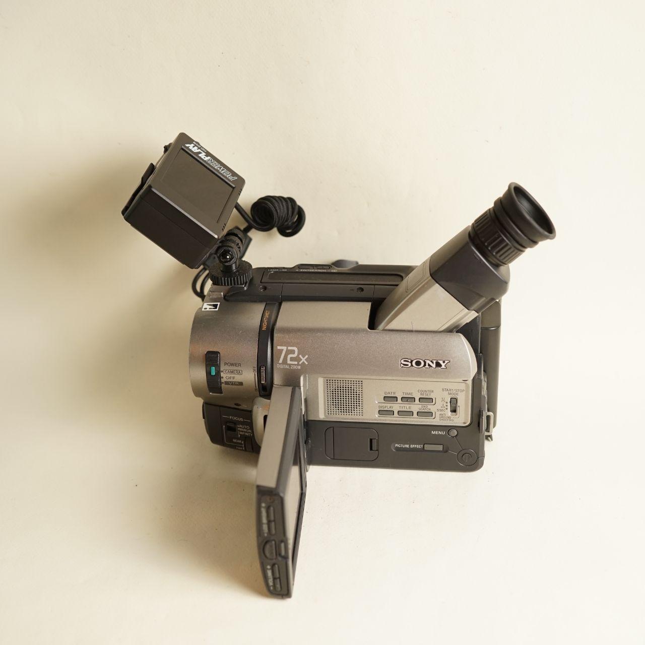 Sony Handycam CCD-TRV85 Camcorder with Tapeless Setup | Hi8 Video Camera | Tested & Working | Silver