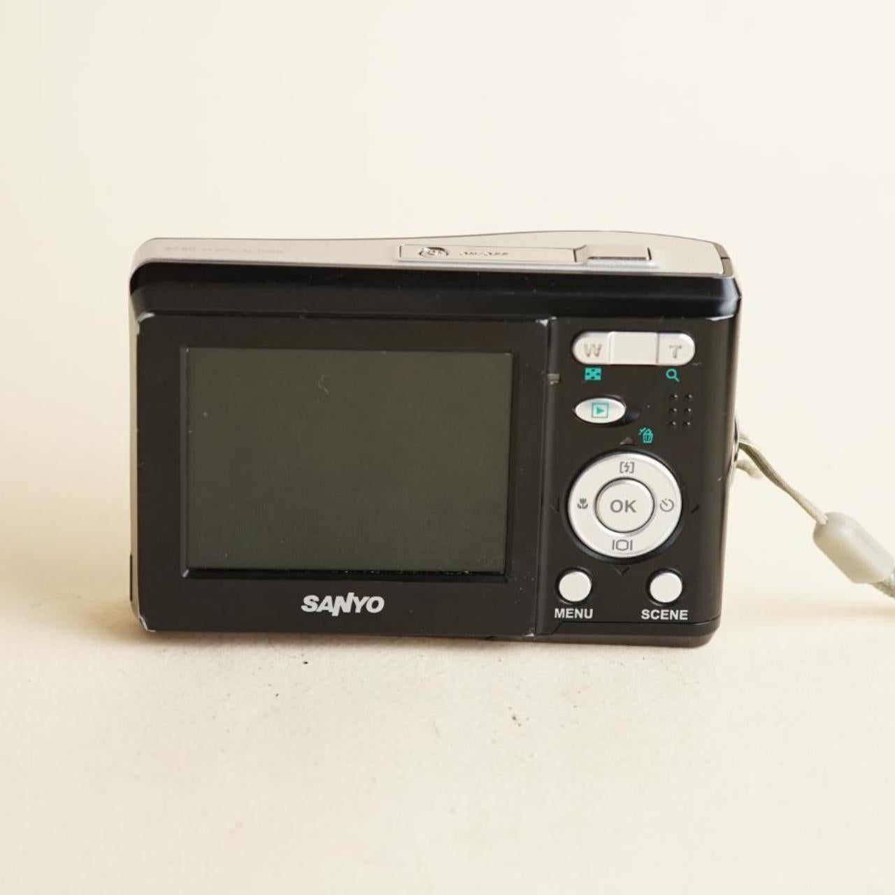 Sanyo | 7.1MP Digital Camera | Tested & Working | Black