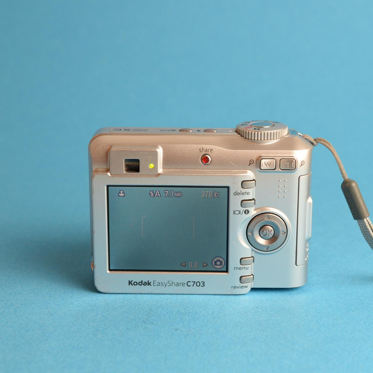 Kodak EasyShare C703 | 7.1MP Digital camera with a SD Card | Silver