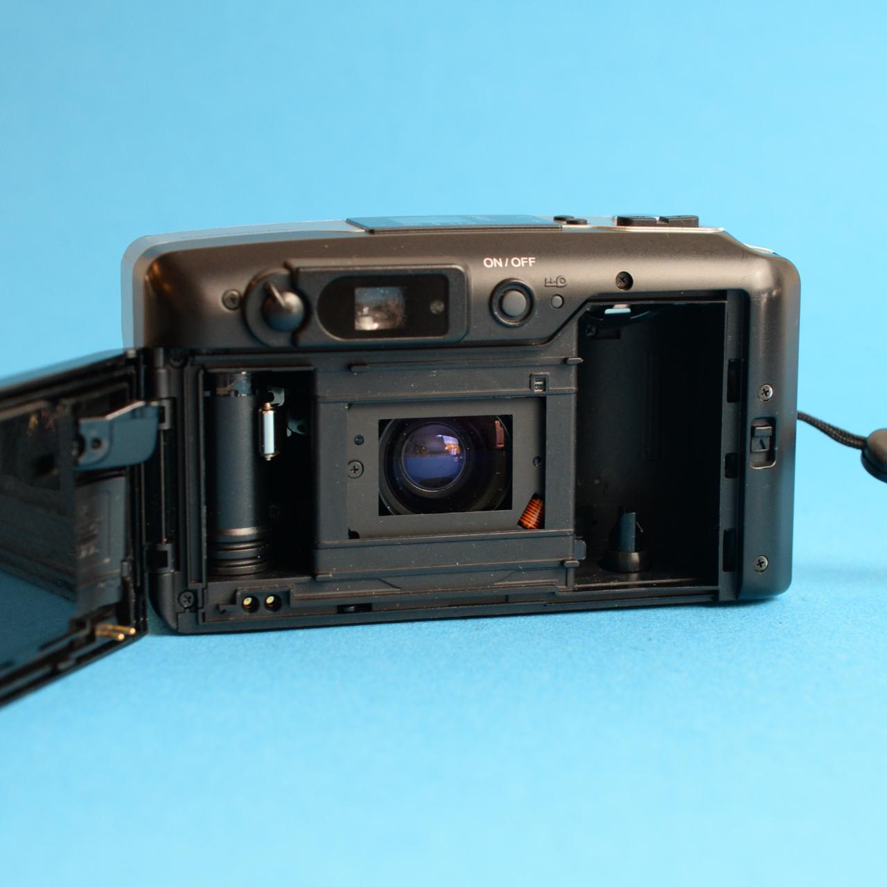 Olympus SuperZoom 115 | 35mm Point & Shoot | Tested & Working | Silver