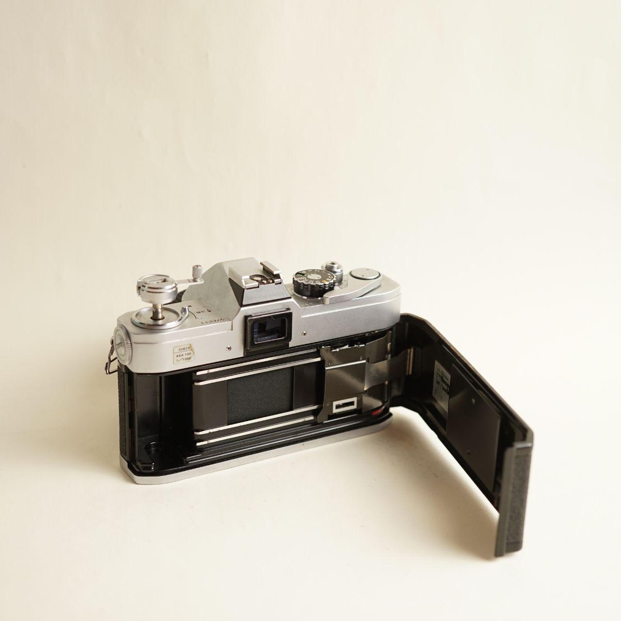 Canon FTb Film Camera | 35mm SLR | Tested & Working | Black & Silver