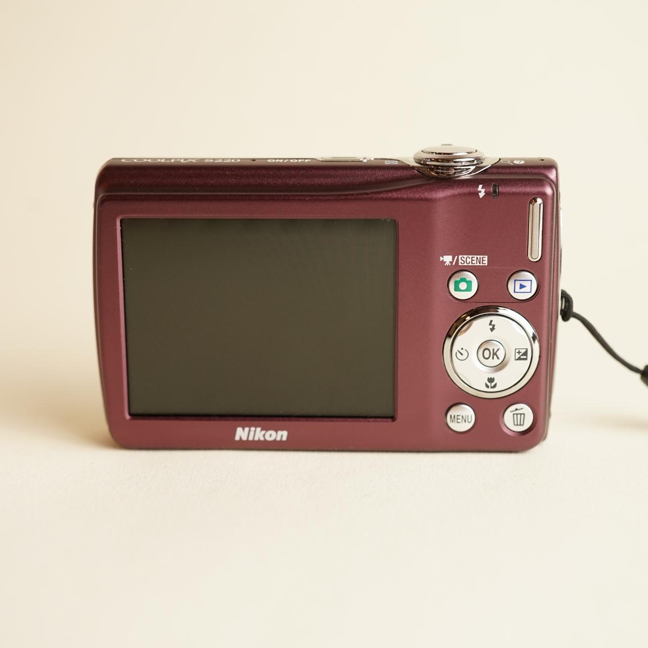 Nikon CoolPix S220 Digital Camera | 10MP | Tested & working | Burgundy