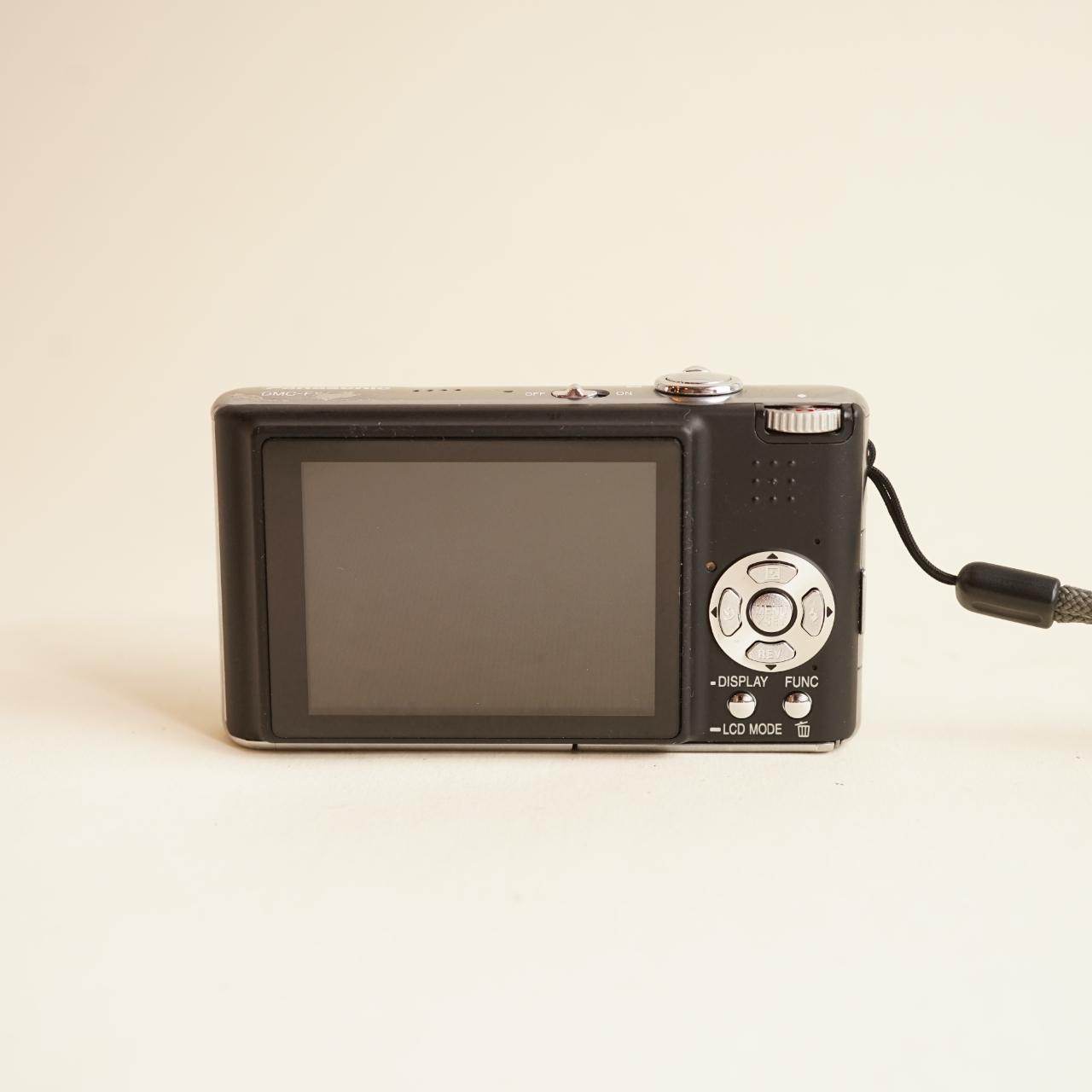 Panasonic Lumix DMC-FX30 Digital Camera | 7.2MP | Tested & Working | Black