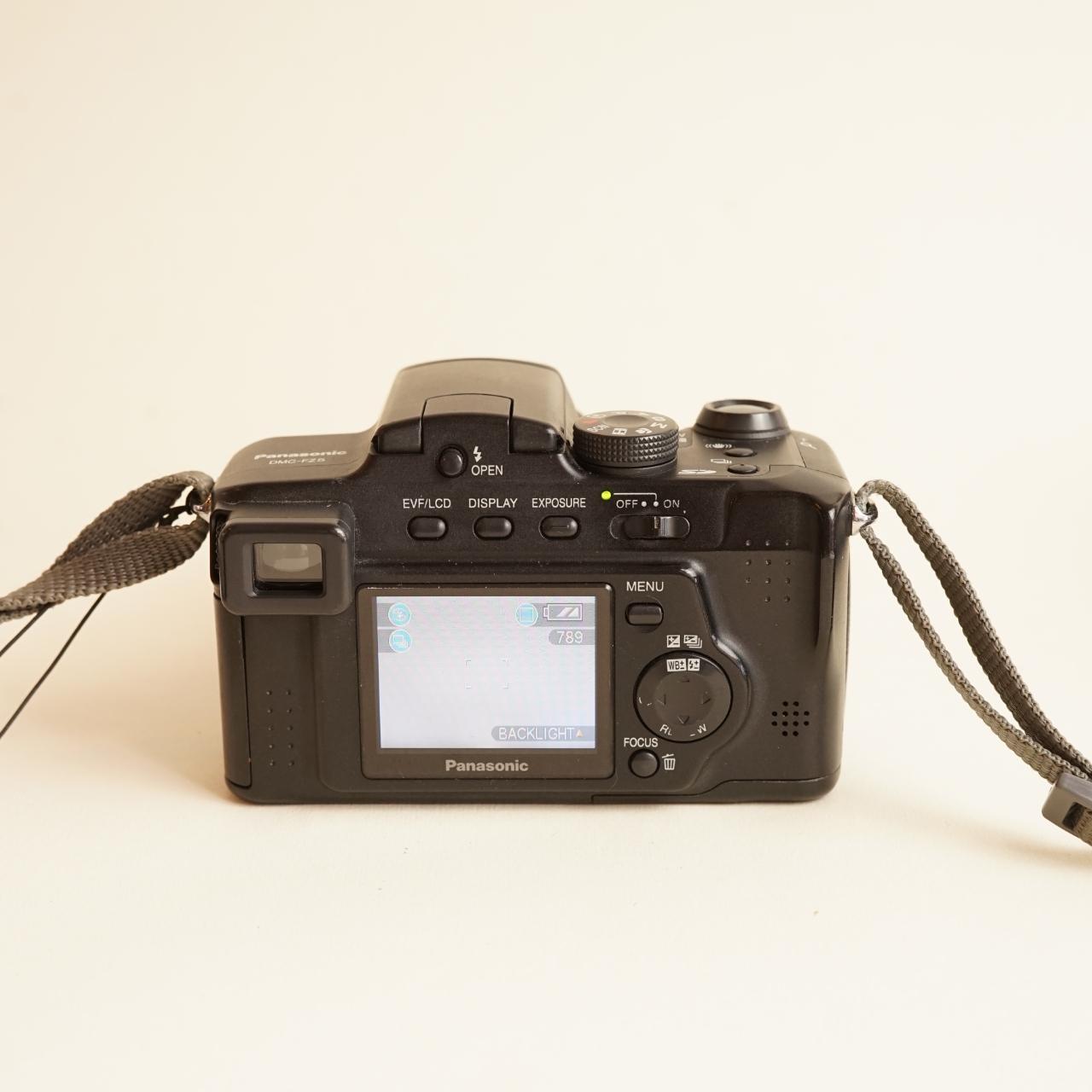 Panasonic Lumix DMC-FZ5 Digital Camera | 5MP | Read Description | Black
