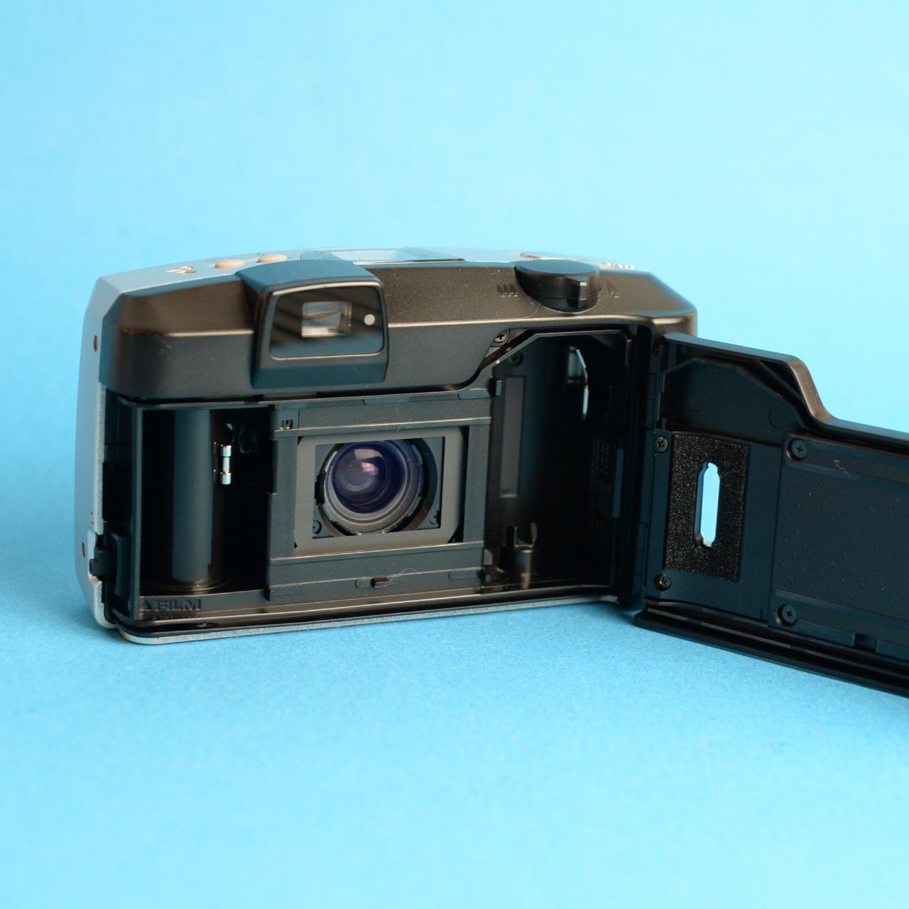 Pentax IQZoom 115V | 35mm Point & Shoot Film Camera | Tested & Working | Silver