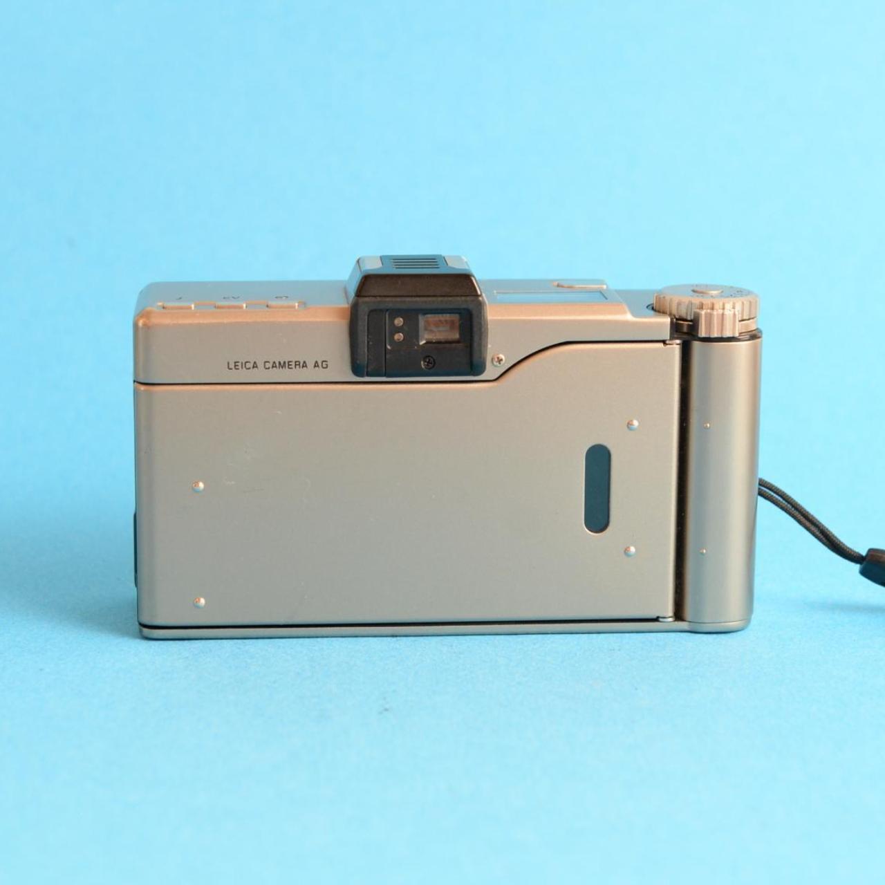 Leica Minilux Zoom Film Camera | 35mm Point & Shoot | Tested & Working | Silver
