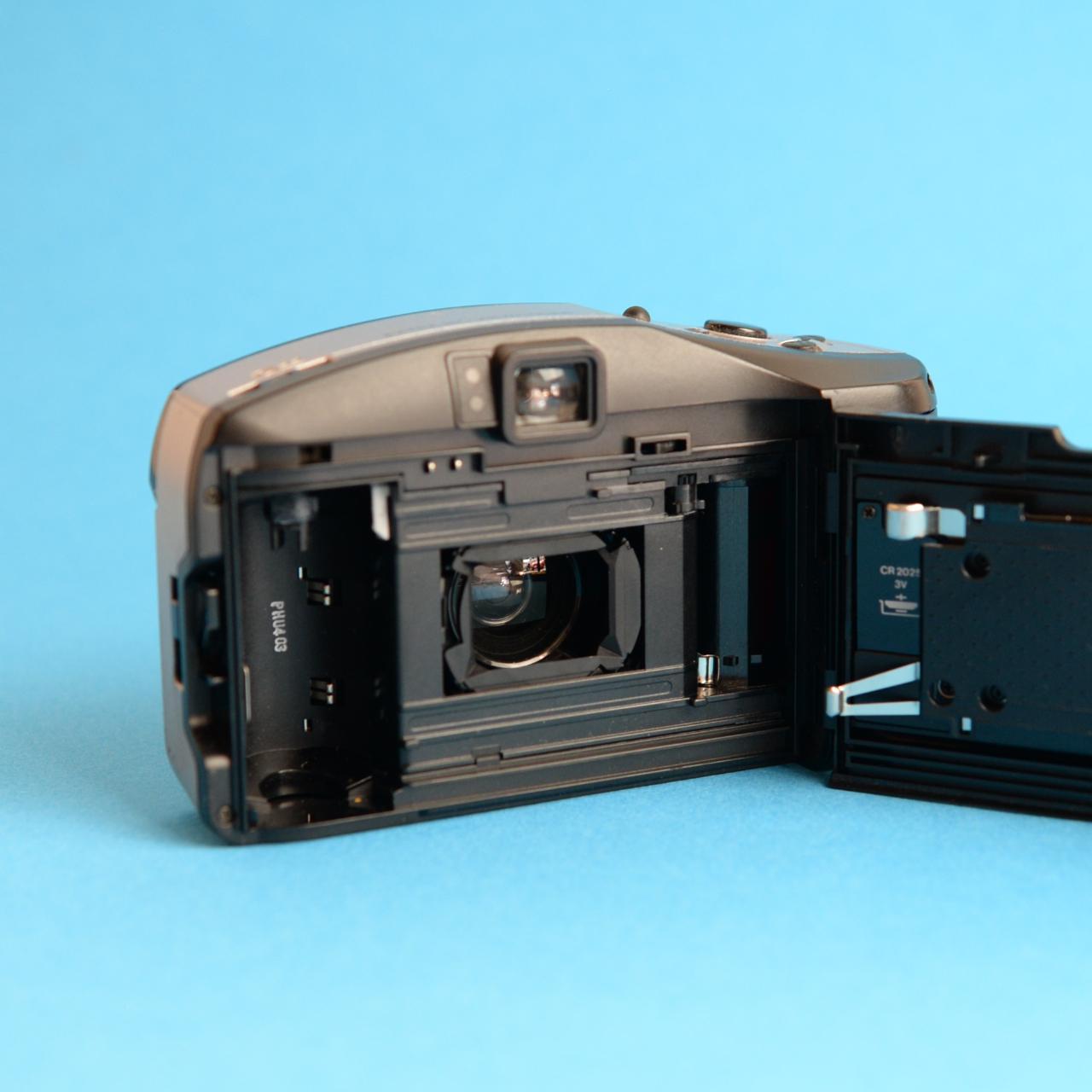 Olympus SuperZoom 70S | 35mm Point & Shoot Film Camera | Tested