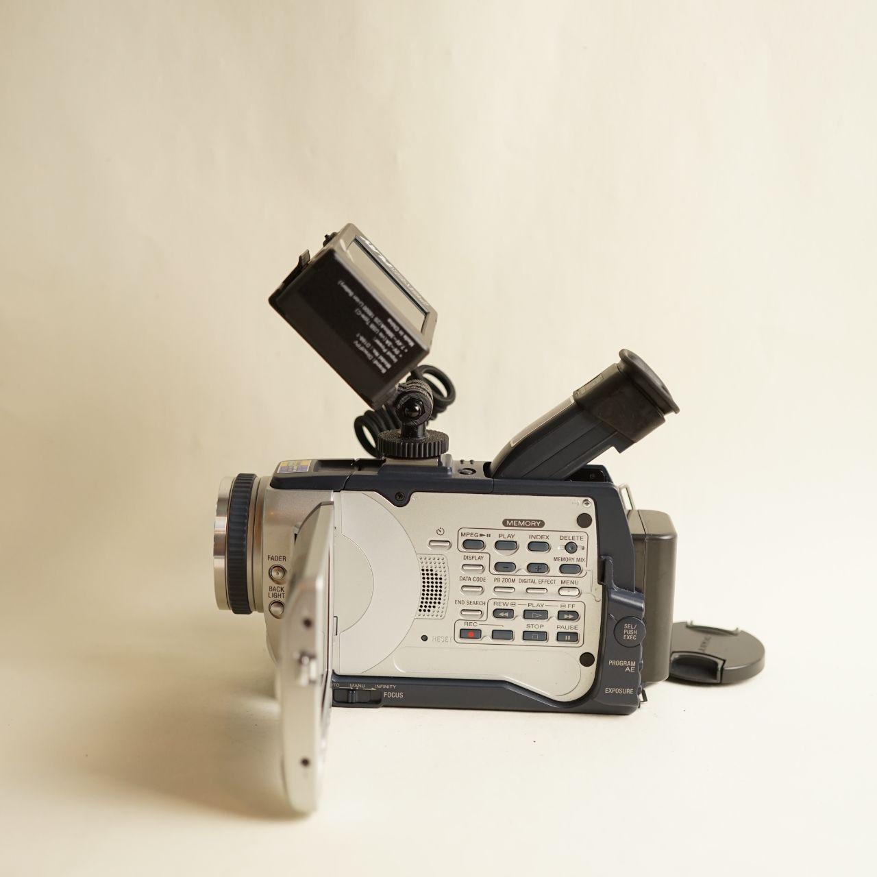 Sony Handycam DCR-TRV30 MiniDV Camcorder with Tapeless Setup | Tested & Working | Silver