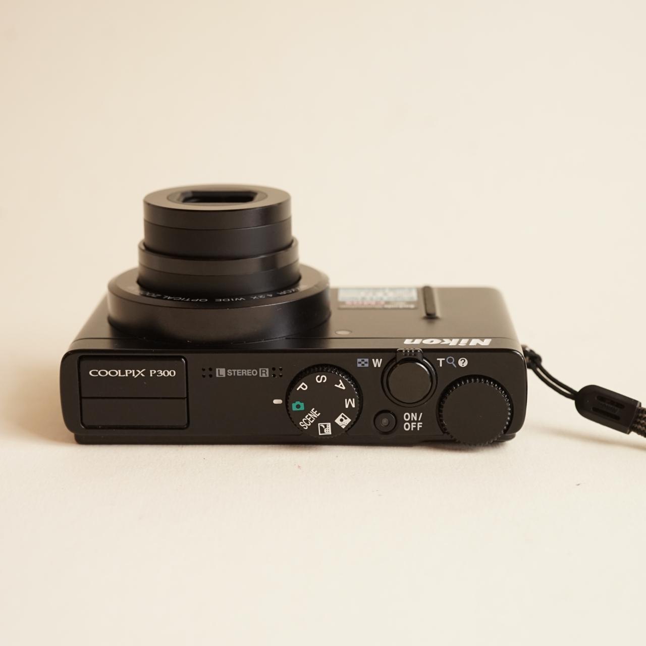 Nikon Coolpix P300 Digital Camera | 12.2MP | Tested & Working | Black