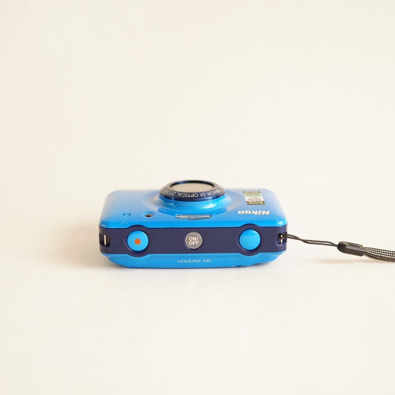 Nikon Coolpix S30 Digital Camera | 10.1MP | Tested & Working | Blue