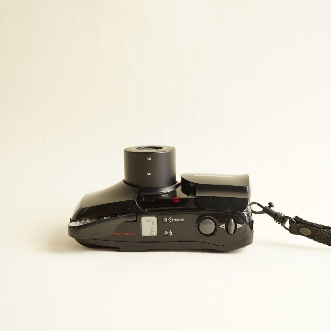 Olympus Infinity Stylus Zoom Film Camera | 35mm Point & Shoot | Tested & Working | Black