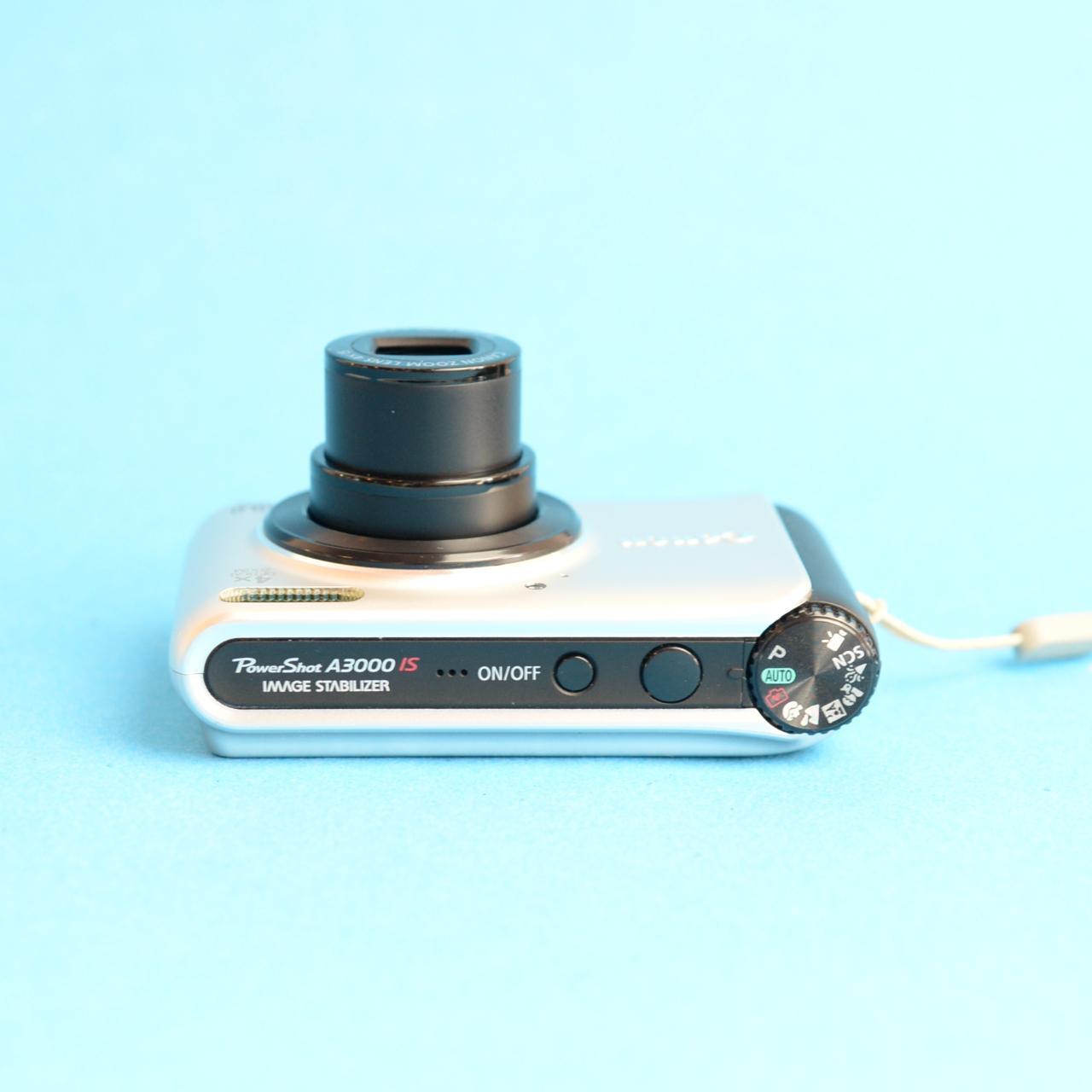 Canon PowerShot A3000 IS Digital Camera | 10.0MP | Tested & Working | Silver
