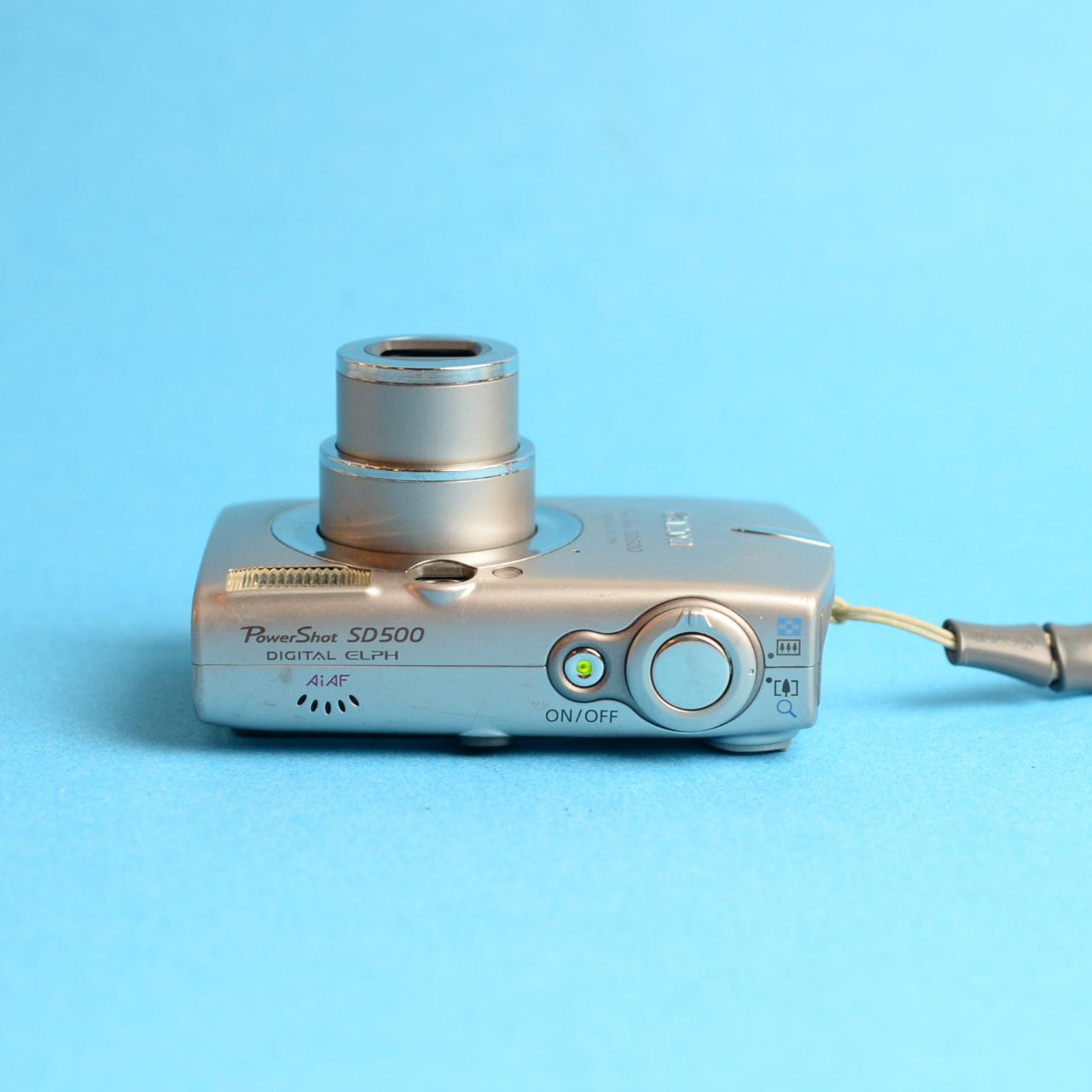 Canon PowerShot SD500 Digital Camera | 7.1MP | Tested & Working | Silver