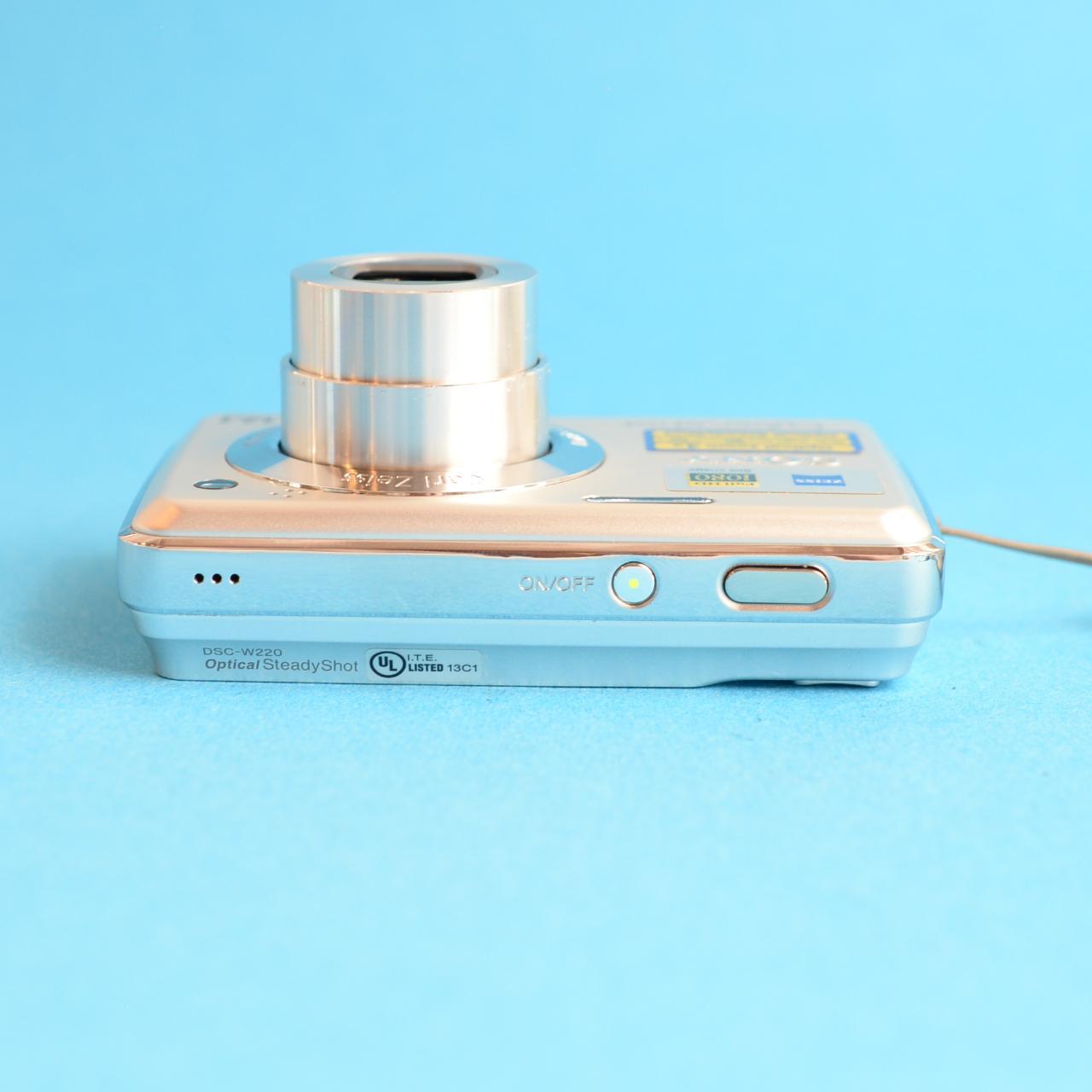 Sony CyberShot DSC-W220 Digital Camera | 12.1MP | Tested & Working | Silver