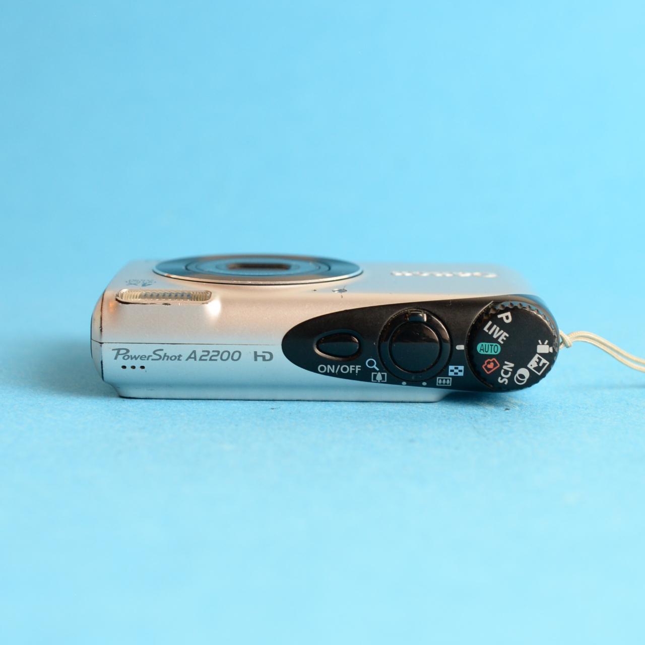 Canon PowerShot A2200 Digital Camera | 14.1MP | Tested & Working | Silver