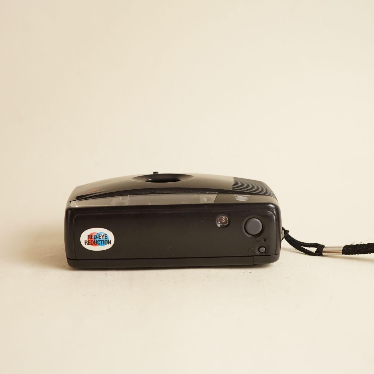 Minolta Freedom AF10R Film Camera | 35mm Point & Shoot | Tested & Working | Black