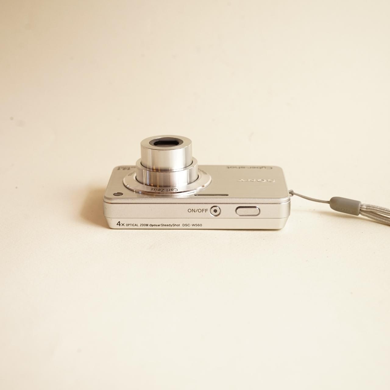 Sony Cyber-shot DSC-W560 Digital Camera | 14MP | Tested & Working | Silver