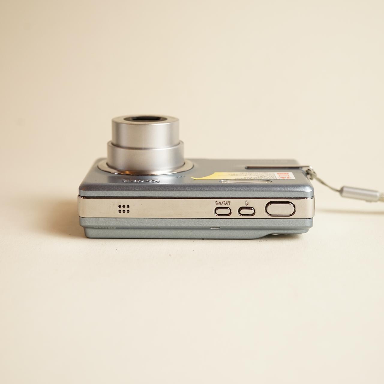 Kodak EasyShare M893 IS | 8.1MP | Tested & Working | Blue Grey