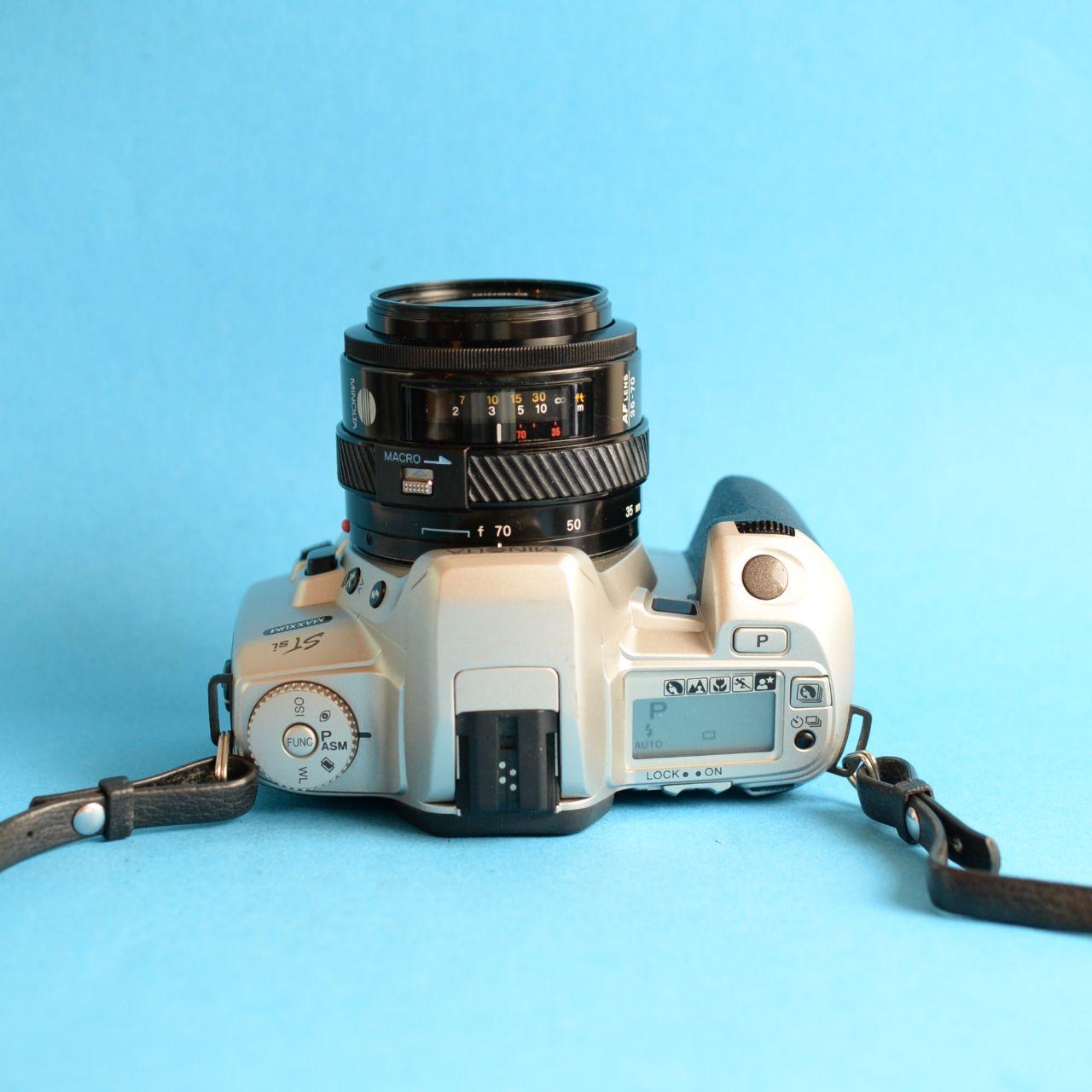 Minolta Maxxum STsi Film Camera with Minolta 35–70mm Lens | 35mm SLR | Tested & Working | Silver & Black