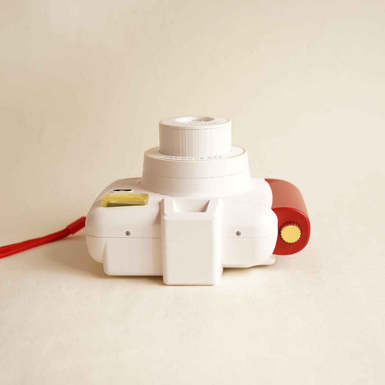 FAO Schwarz Instant Camera | Tested & Working | White & Red