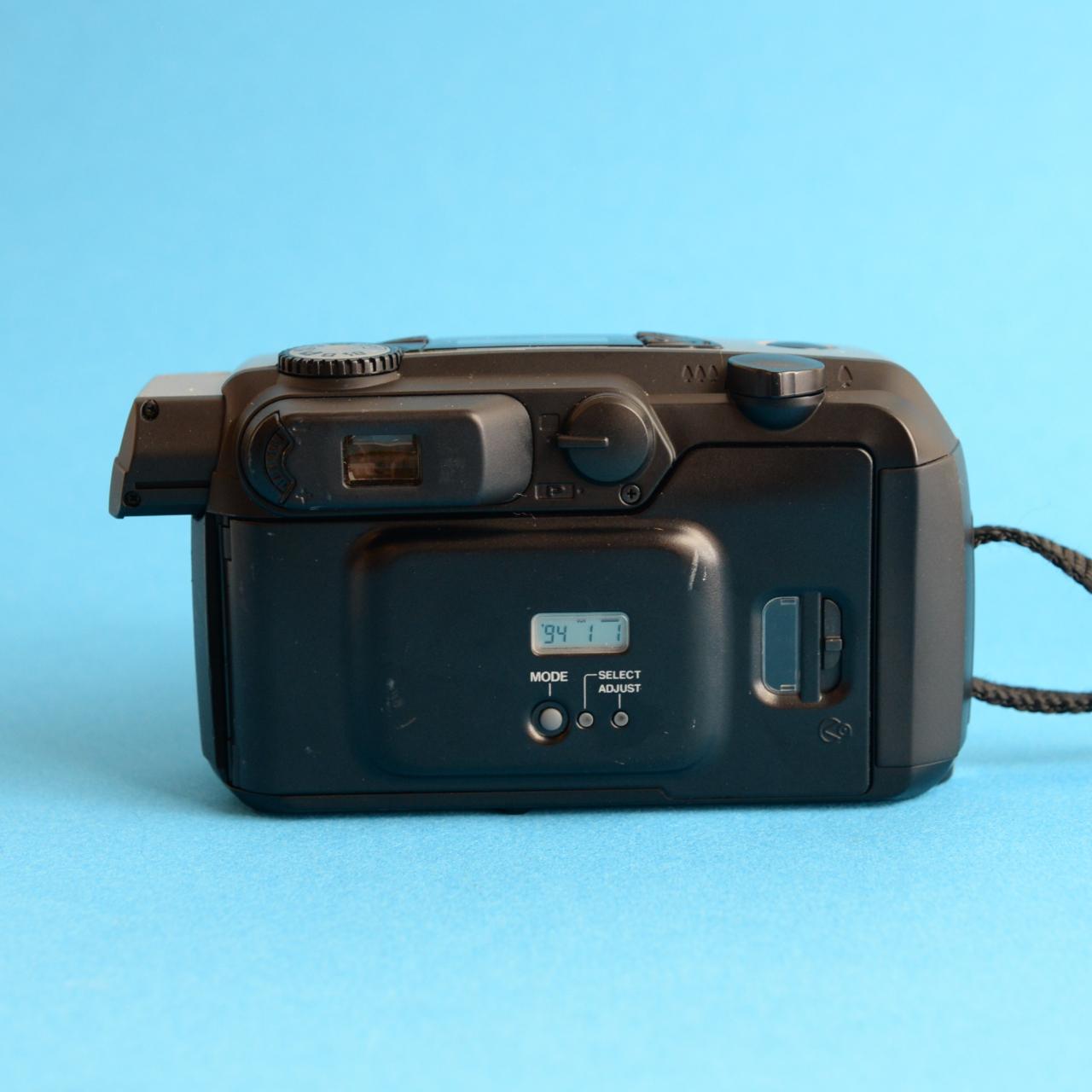 Pentax IQZoom 200 Film Camera | 35mm Point & Shoot | Tested & Working | Silver