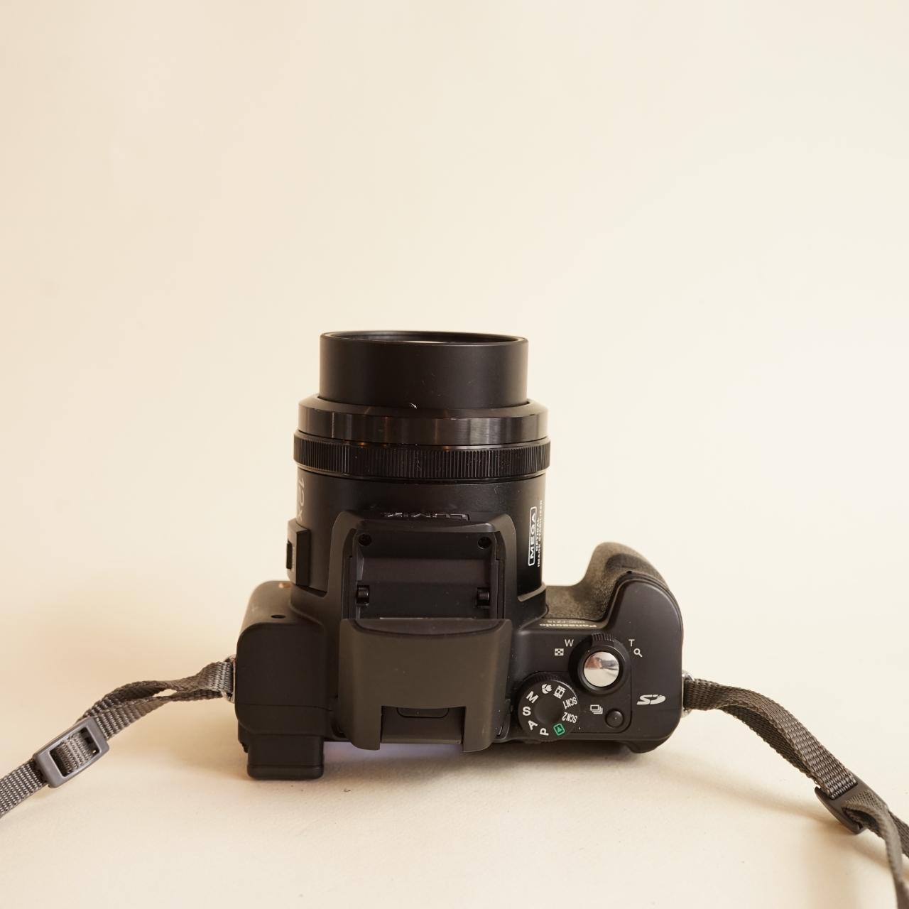 Panasonic Lumix DMC-FZ15 Digital Camera | 4MP | Tested & Working | Black
