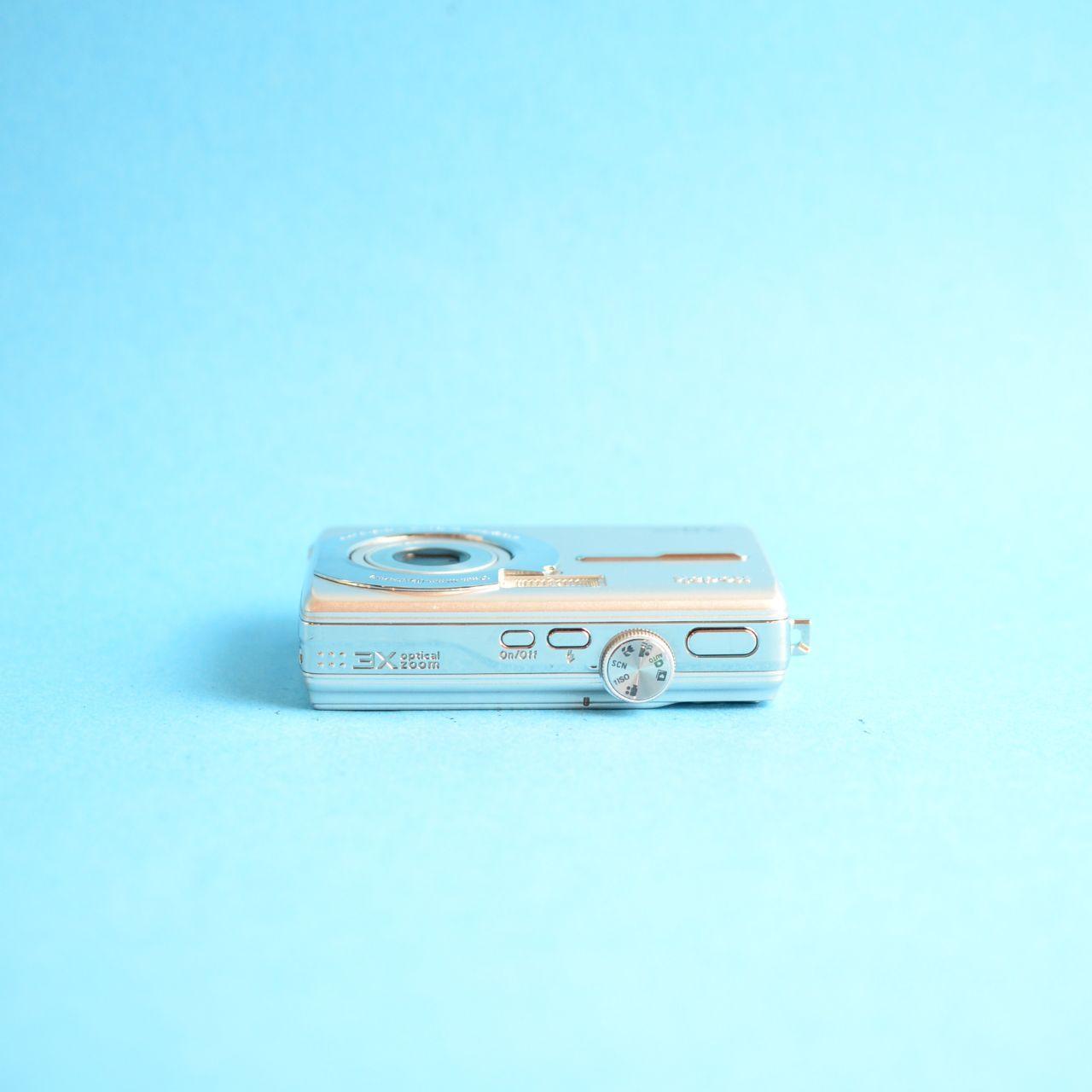 Kodak EasyShare M753 Digital Camera | 7MP | Tested & Working | Silver