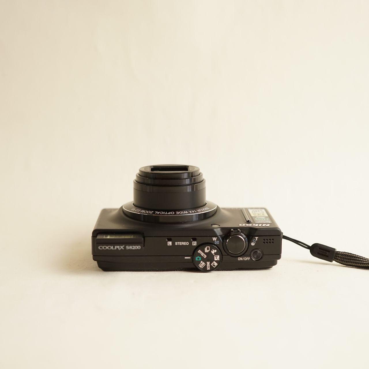 Nikon Coolpix S8200 Digital Camera | 16.1MP | Read Description | Black