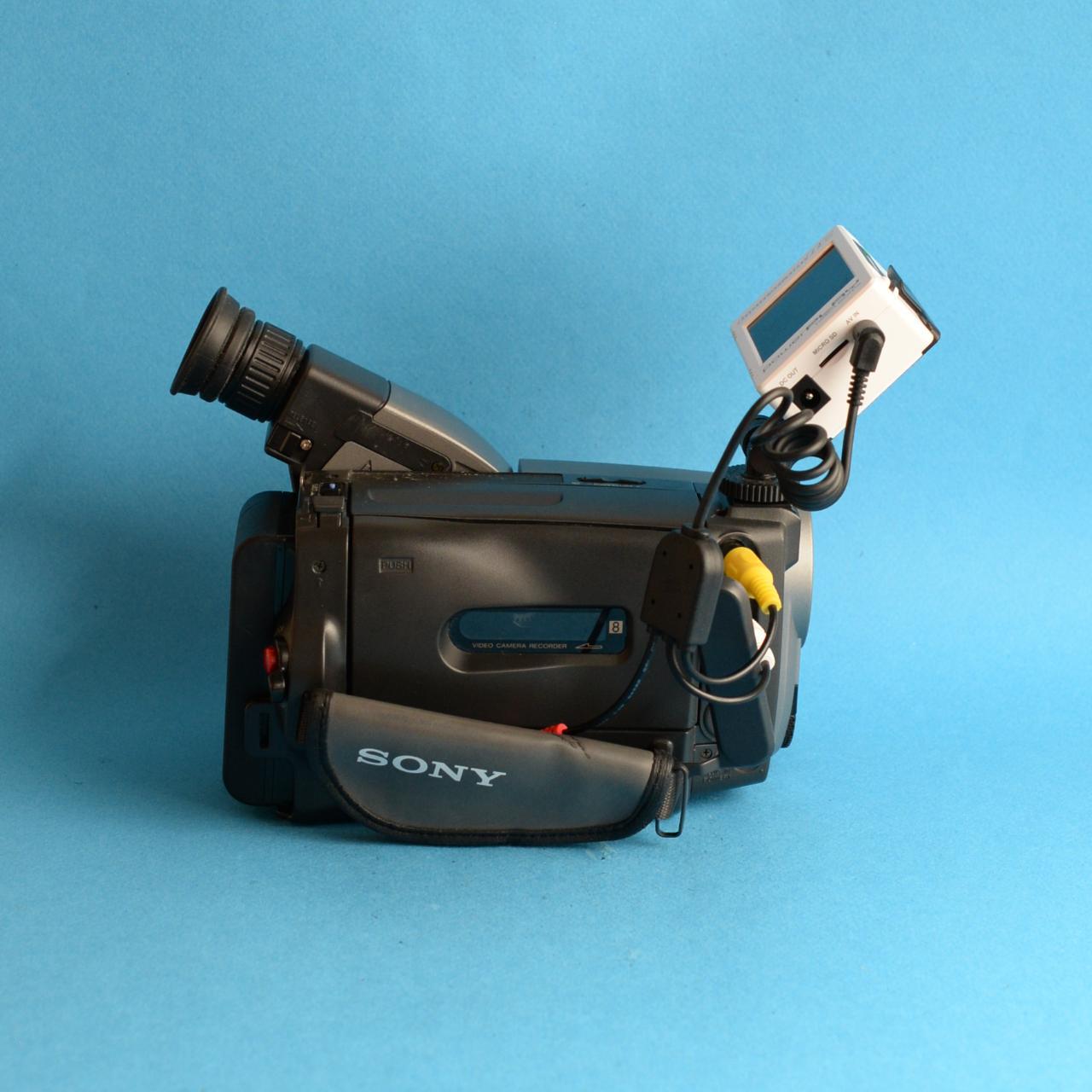 Sony CCD-TRV32 Handycam with Tapeless Accessories | Camcorder | Tested & Working | Grey